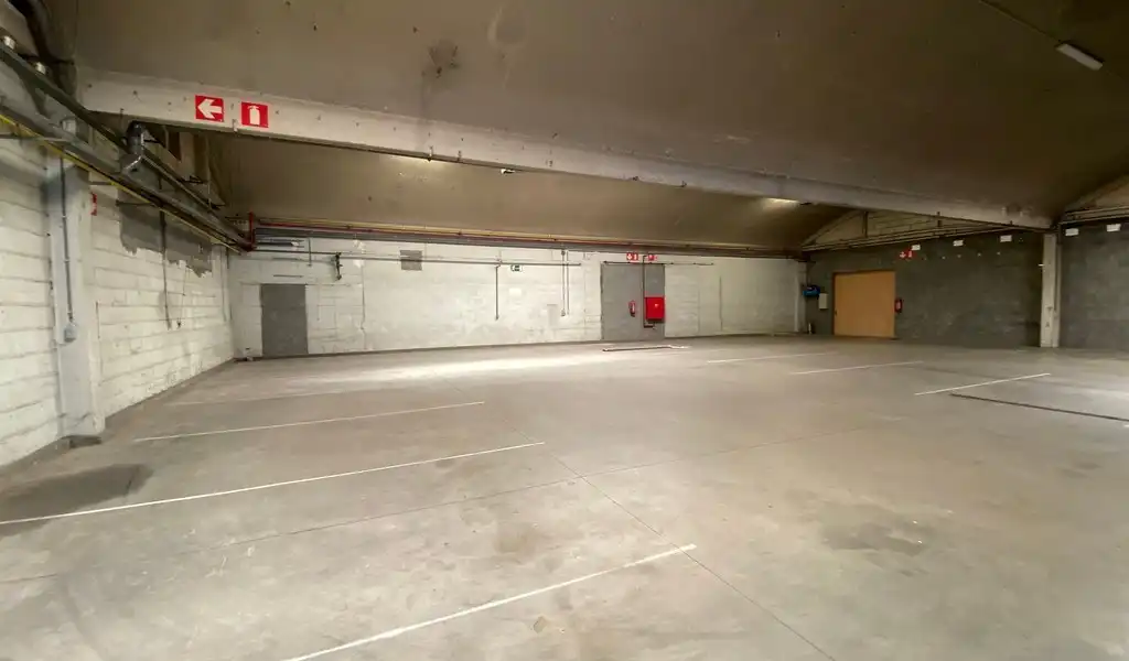 Opslagruimte te huur vlakbij E19 in Kontich foto 8