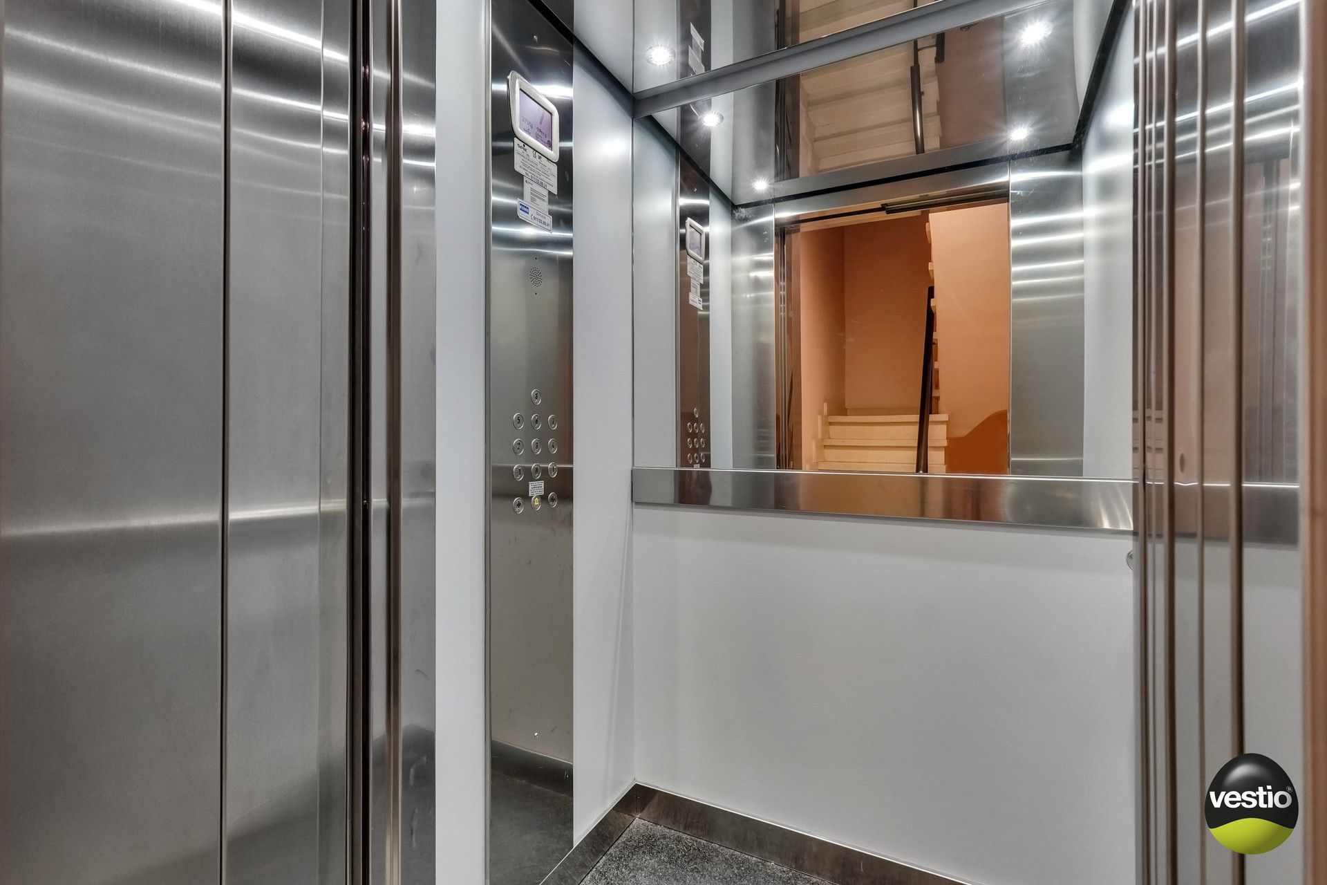 RUIM APPARTEMENT MET PRACHTIG UITZICHT IN GENK-CENTRUM foto 20