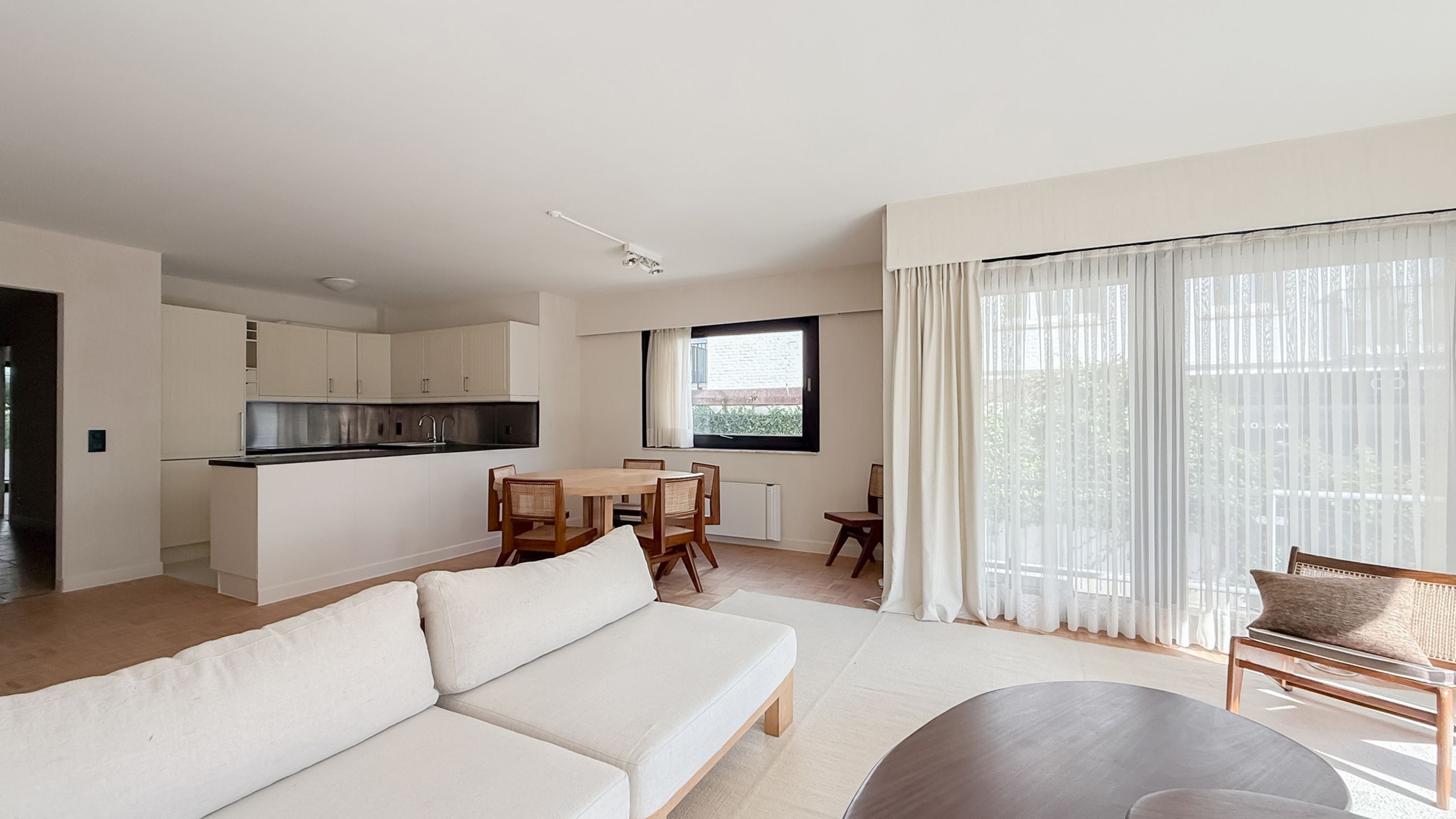 Hoekappartement met mooi terras, nabij het Albertplein... foto 8