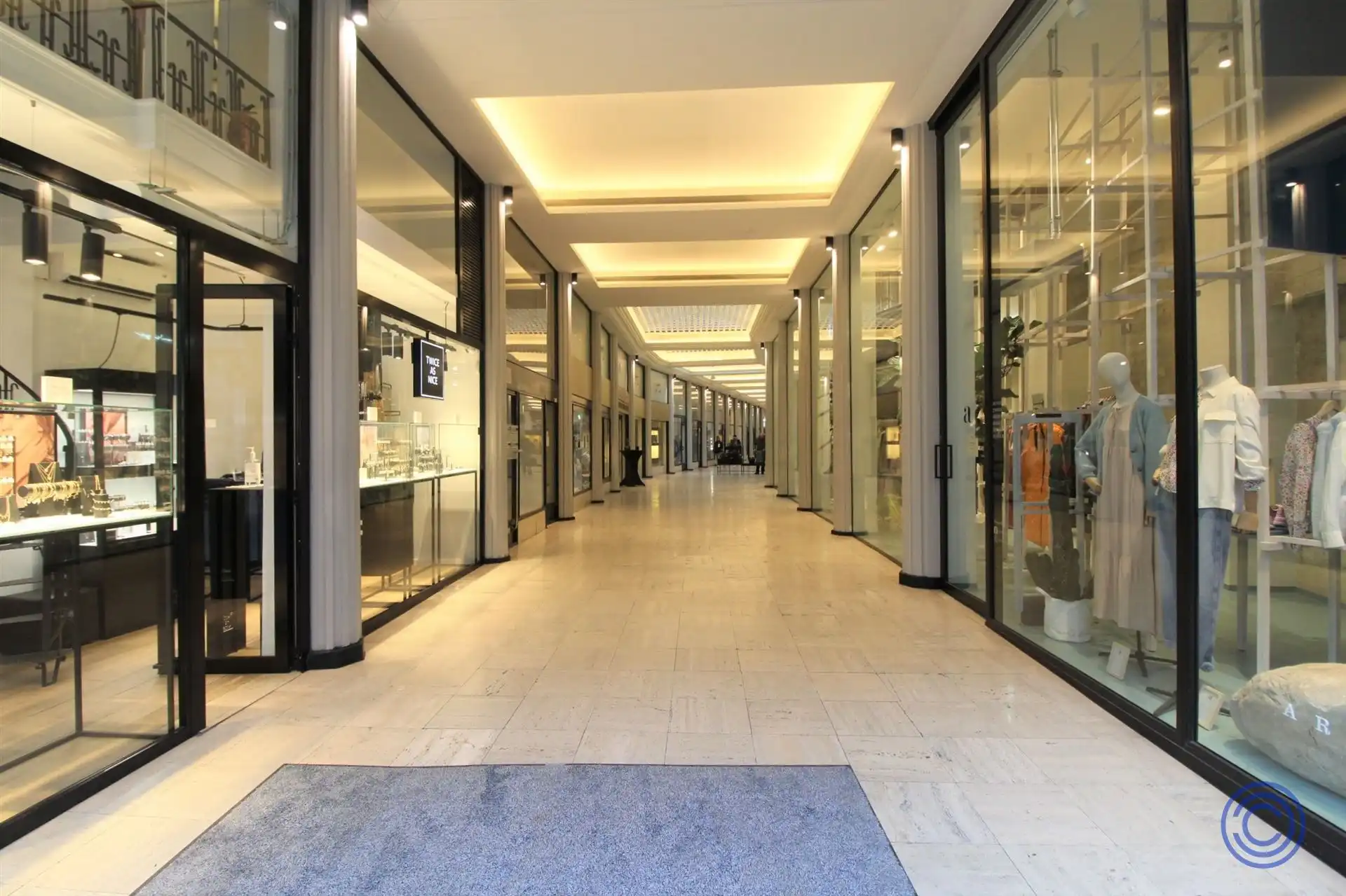 Winkelpand van ca.16m² in de Nieuwe Gaanderij! foto 5