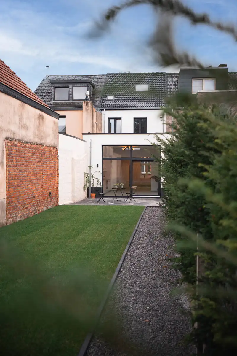 Vernieuwde energiezuinige woning in centrum Tremelo foto 31