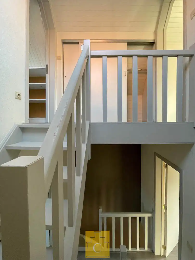 Instapklare trapgevelwoning met zonnig terrastuintje en grote berging, centrum, rustige straat omgeving ’t Zand foto 21