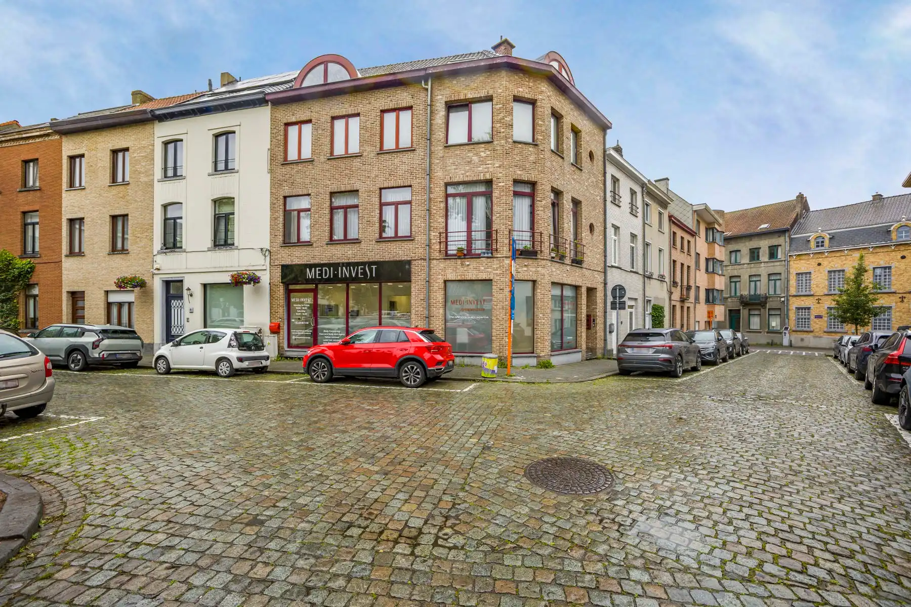 Goed gelegen handel gelijkvloers in het centrum van Halle foto 9