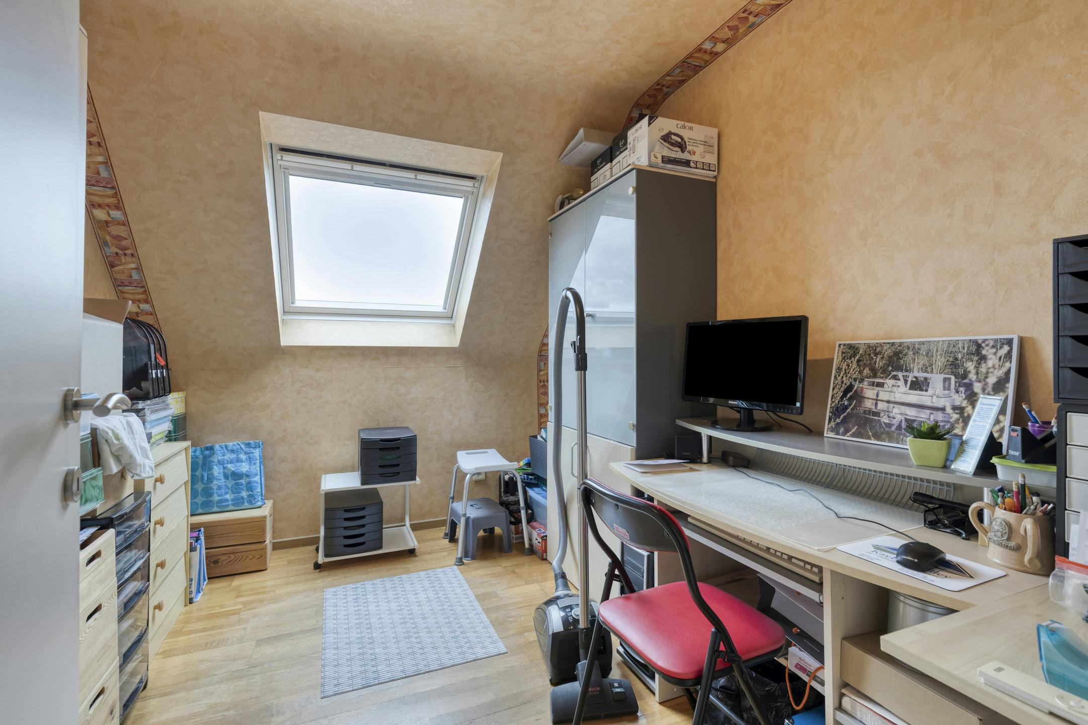 Knusse woning met dubbele garage en uitweg achteraan te Gavere foto 15