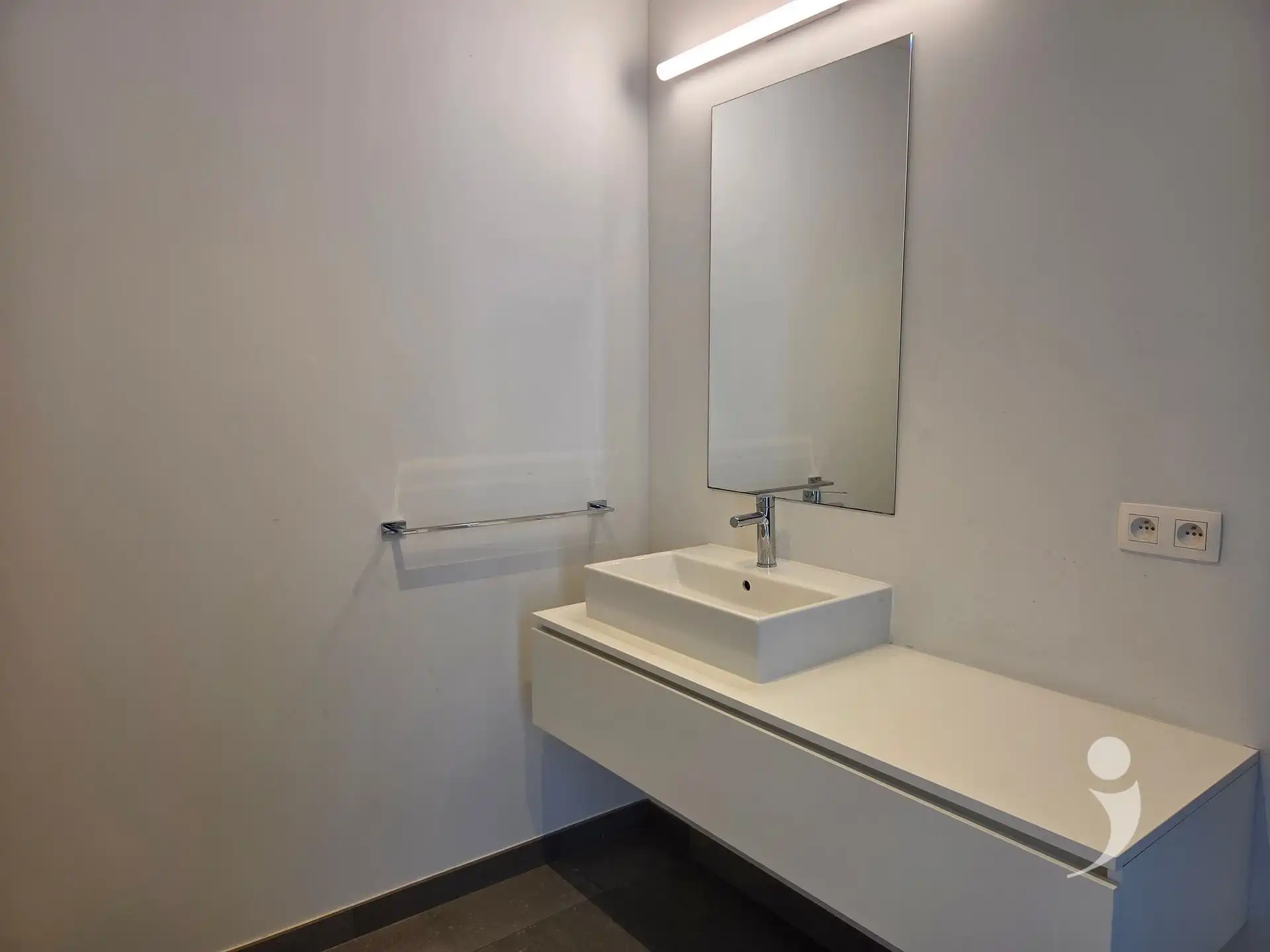modern appartement op topligging foto 12
