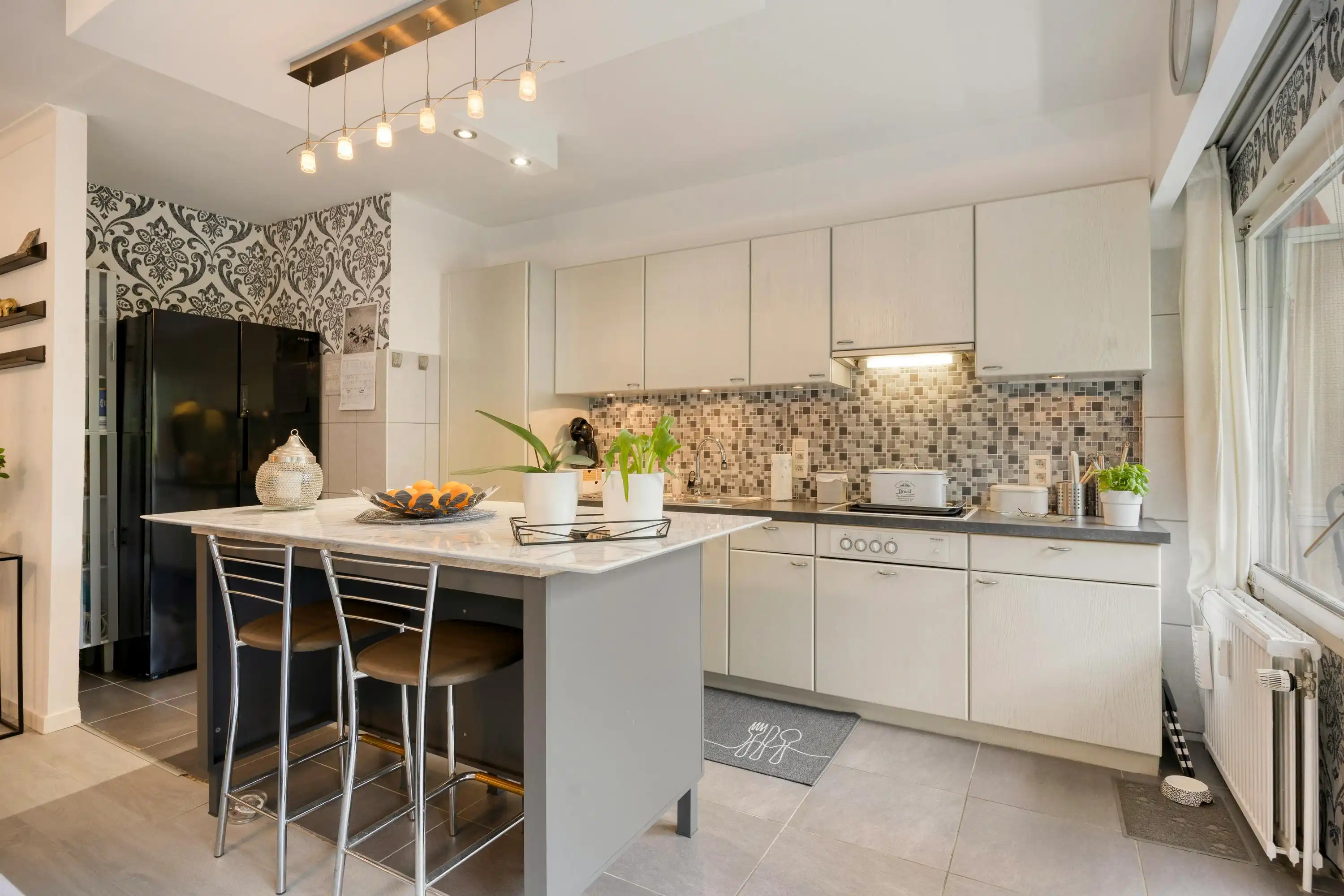 Instapklaar 2-slaapkamerappartement met twee terrassen foto {{pictureIndex}}