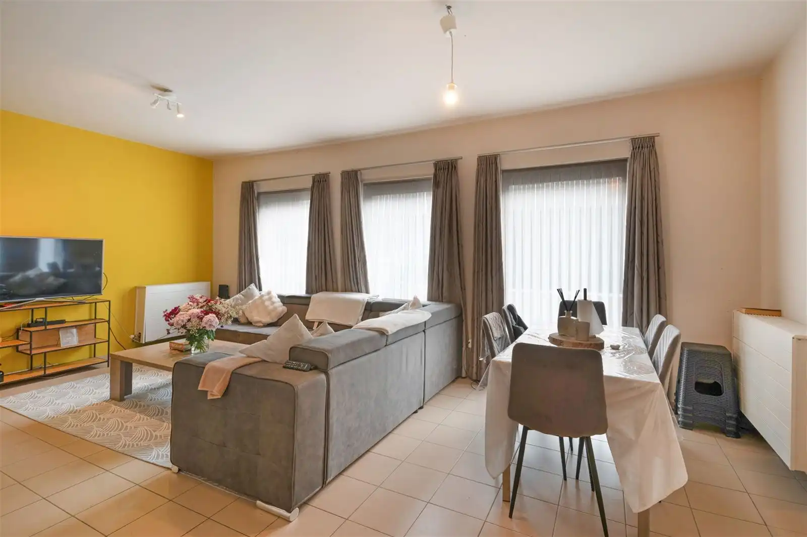 Appartementsgebouw 6 app in centrum  foto 18