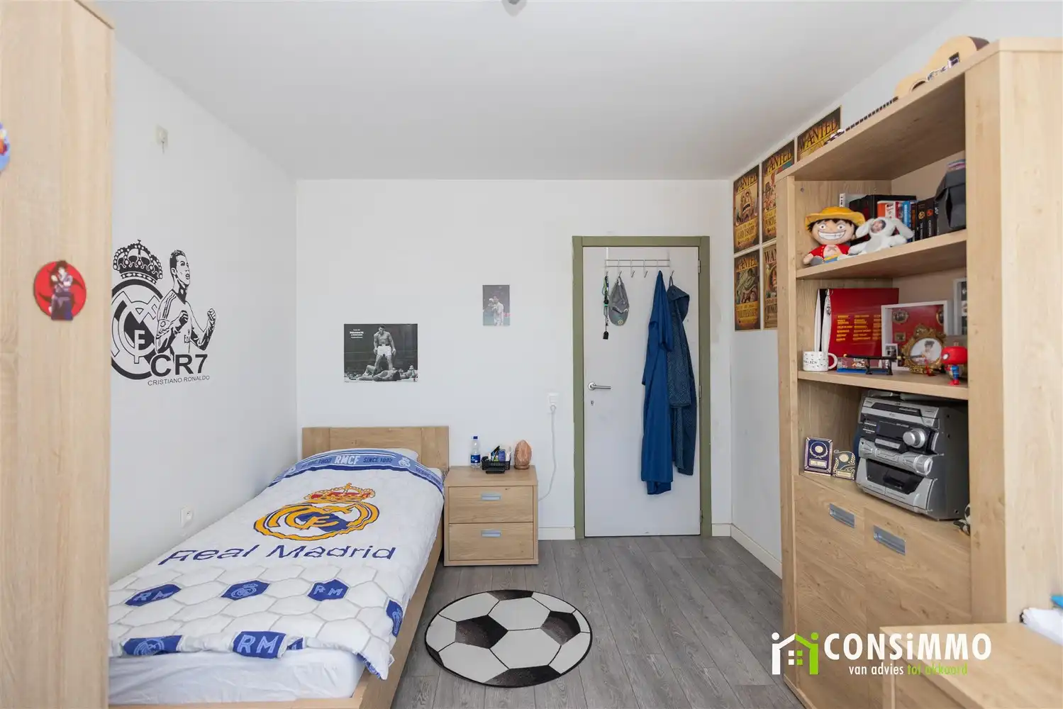 Instapklare en verrassend ruime gezinswoning met 6 slaapkamers in Munsterbilzen foto 21