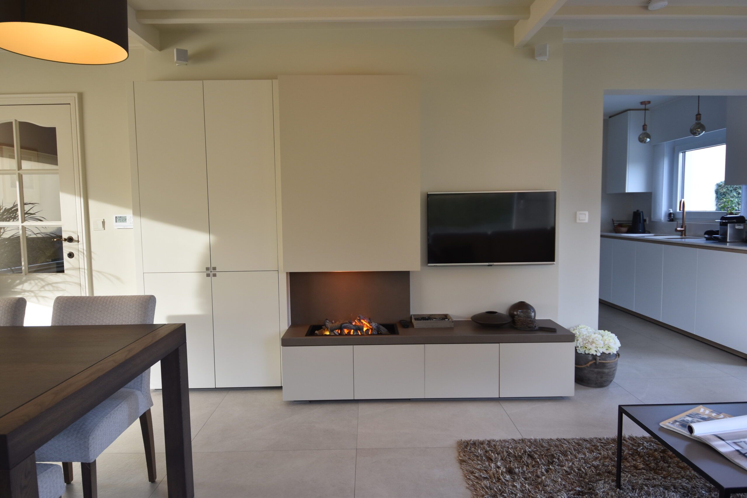 Gerenoveerde halfopen bebouwing met 3 slaapkamers in Sinaai foto 6