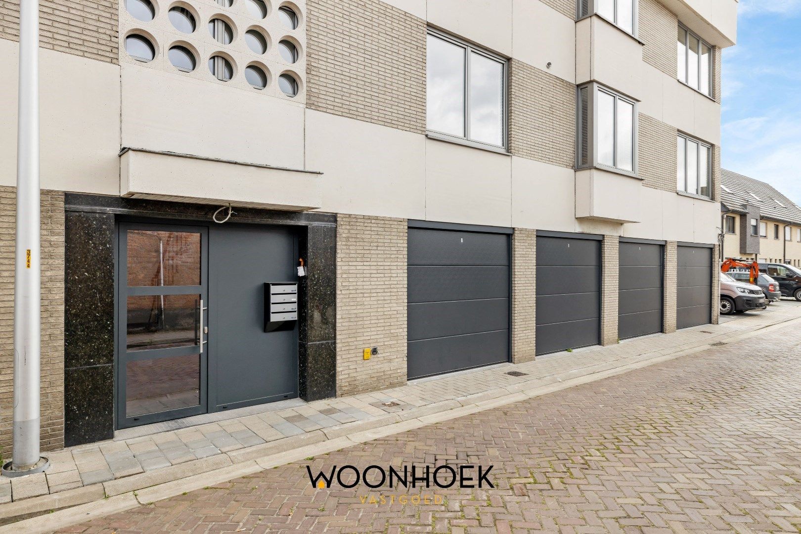 VERKOCHT binnen de maand! Woonhoek Vastgoed Lokeren foto {{pictureIndex}}