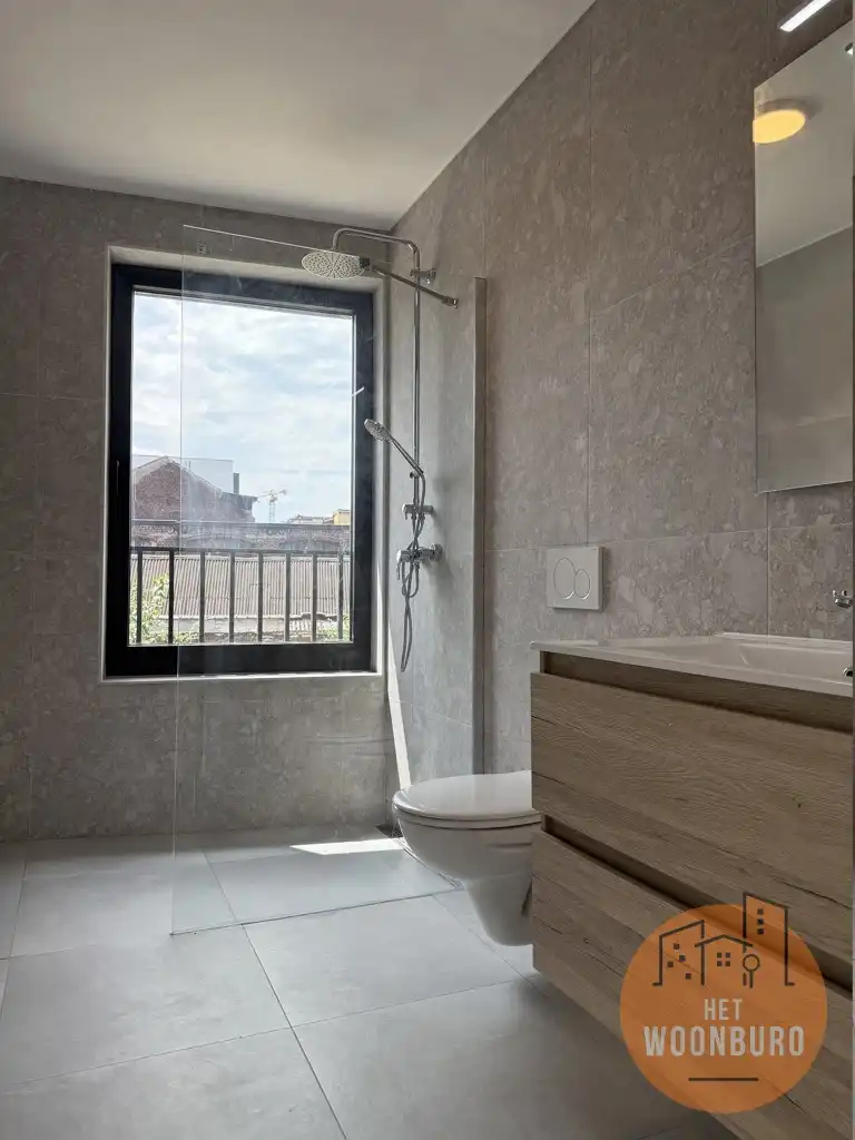 Nieuwbouw appartement met 3 slpks, terras en kelder foto 7