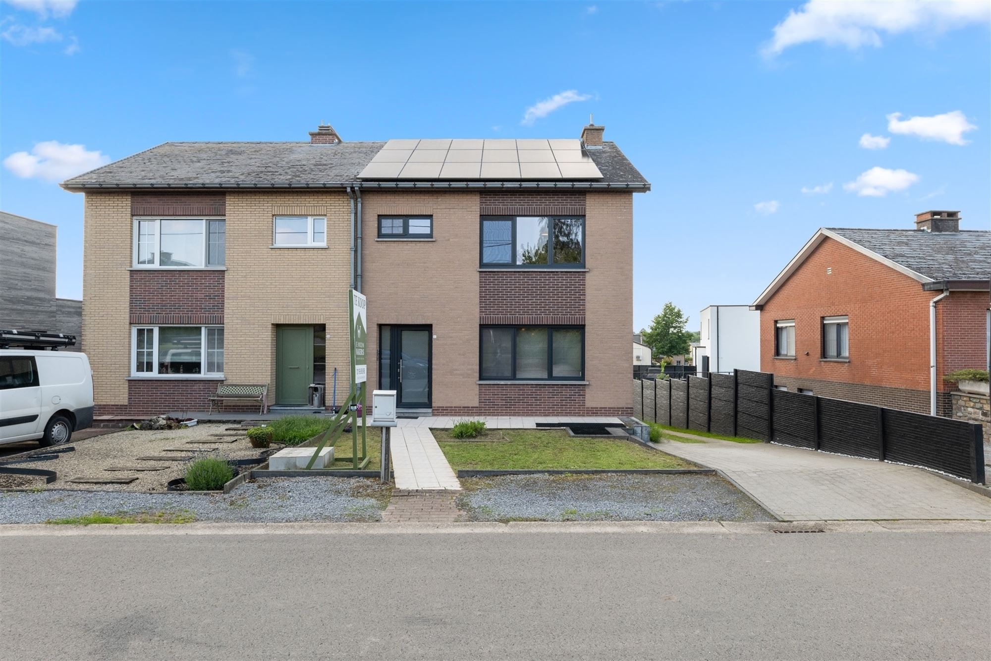 KNUSSE GEZINSWONING MET 18 ZONNEPANELEN IN HET LANDELIJKE VELM foto 1