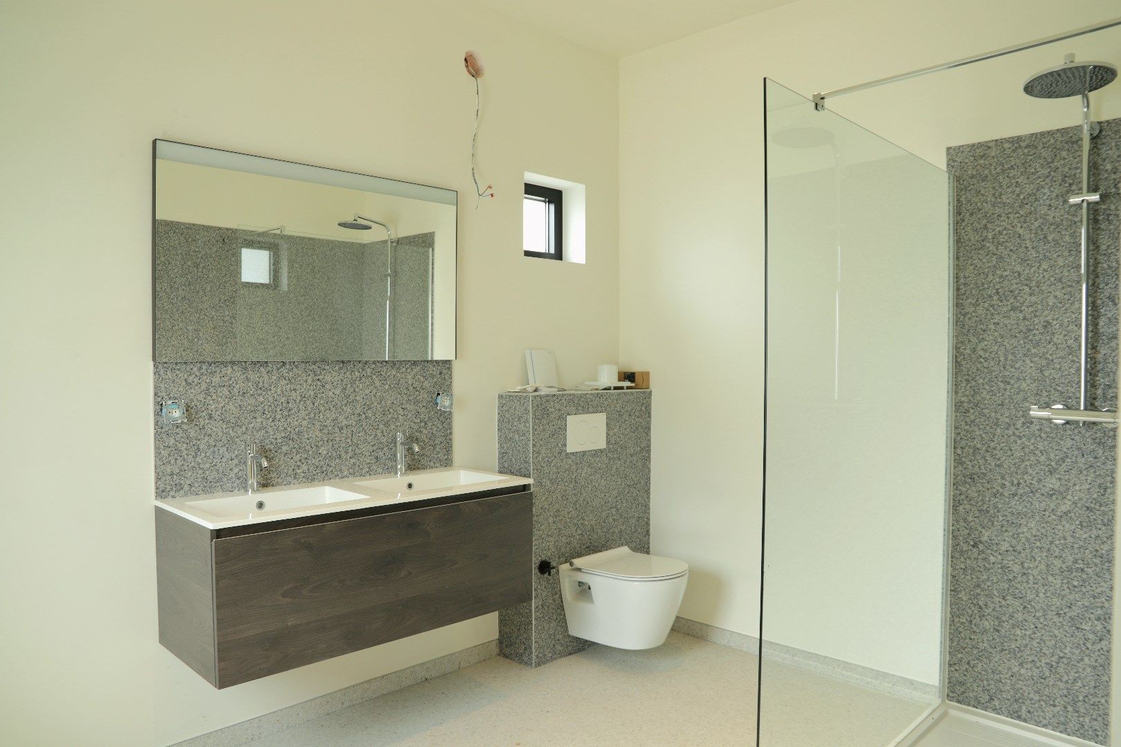 Penthouse van 178m² met 2 slaapkamers en ruim terras vlakbij Genk centrum foto 18