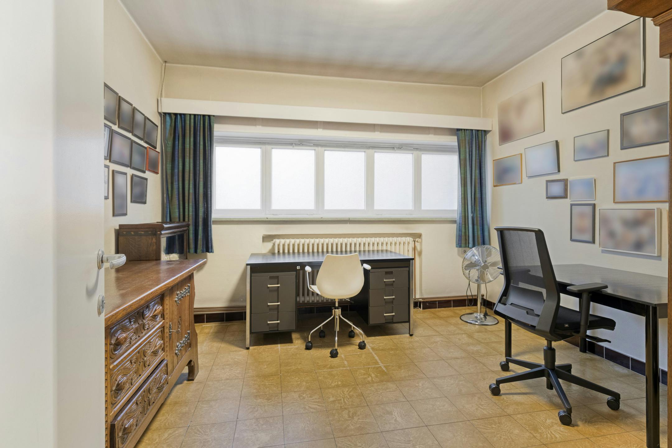 Riante villa met praktijkruimte foto 7