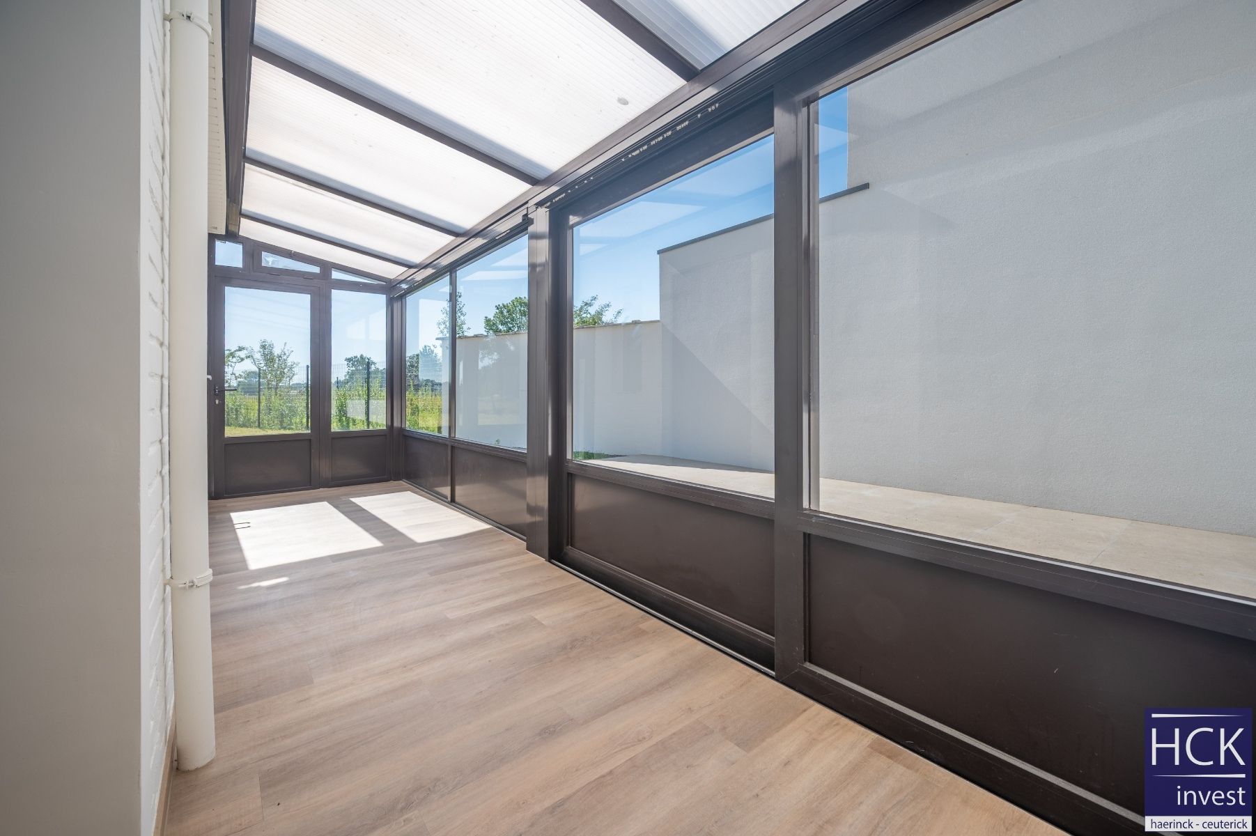 KRUISHOUTEM - Gerenoveerde en instapklare woning met 4 SLPK! foto 10