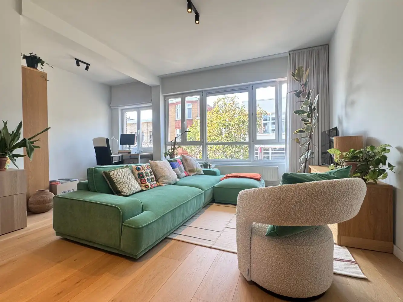 Gerenoveerd 2-slaapkamerappartement met terras en ochtendzon in Borgerhout foto 3