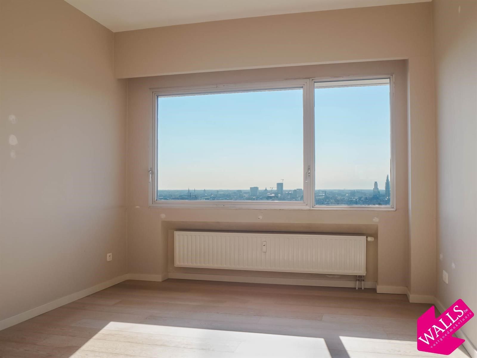 Appartement op 19de verdieping met prachtig zicht foto 6