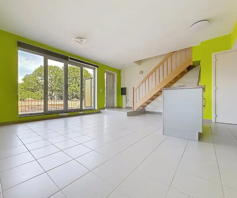 Gezellig duplexappartement met terras & autostaanplaats foto 2