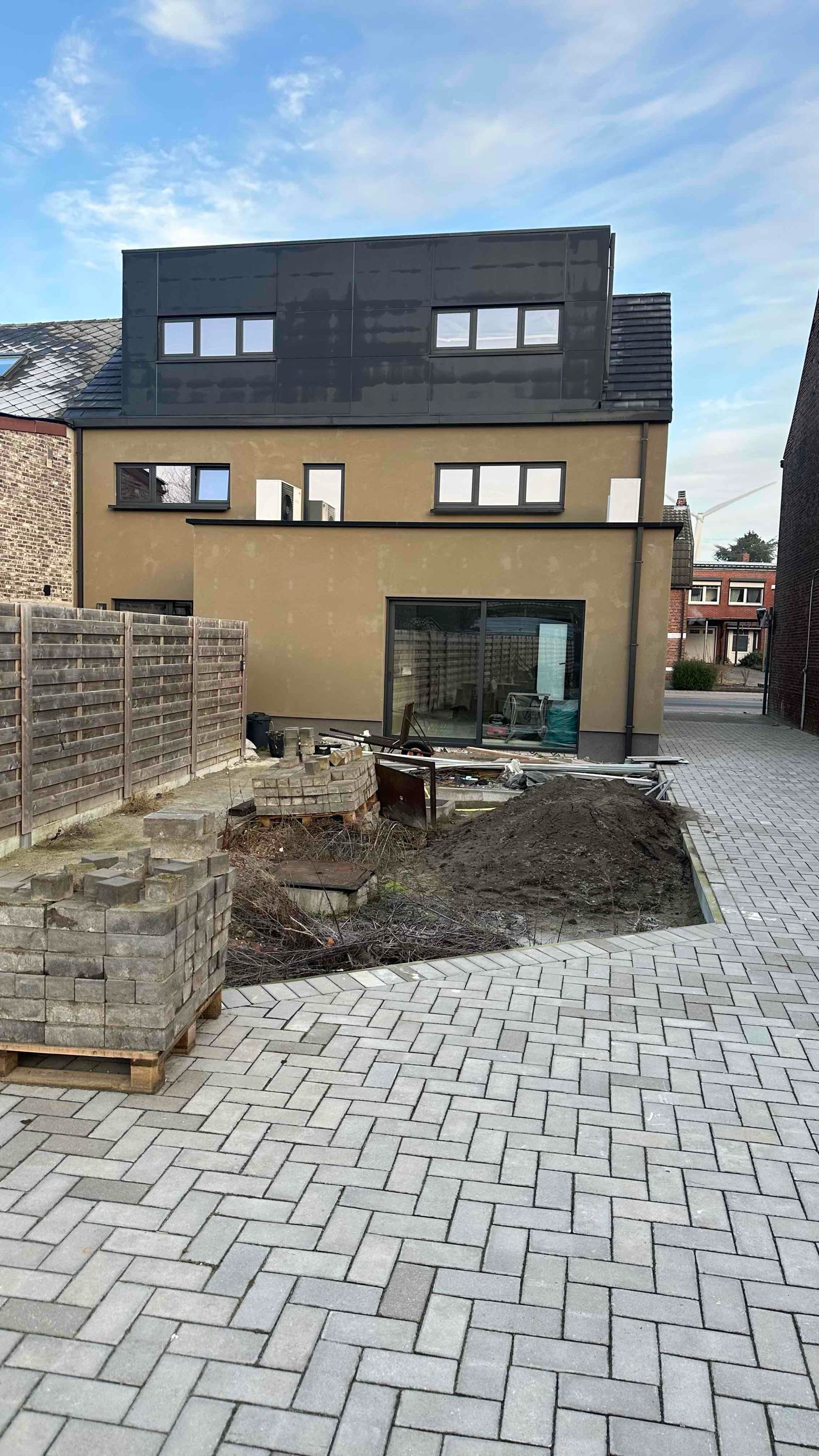 Nieuwbouwwoning met 2 slaapkamers en terras. foto 14