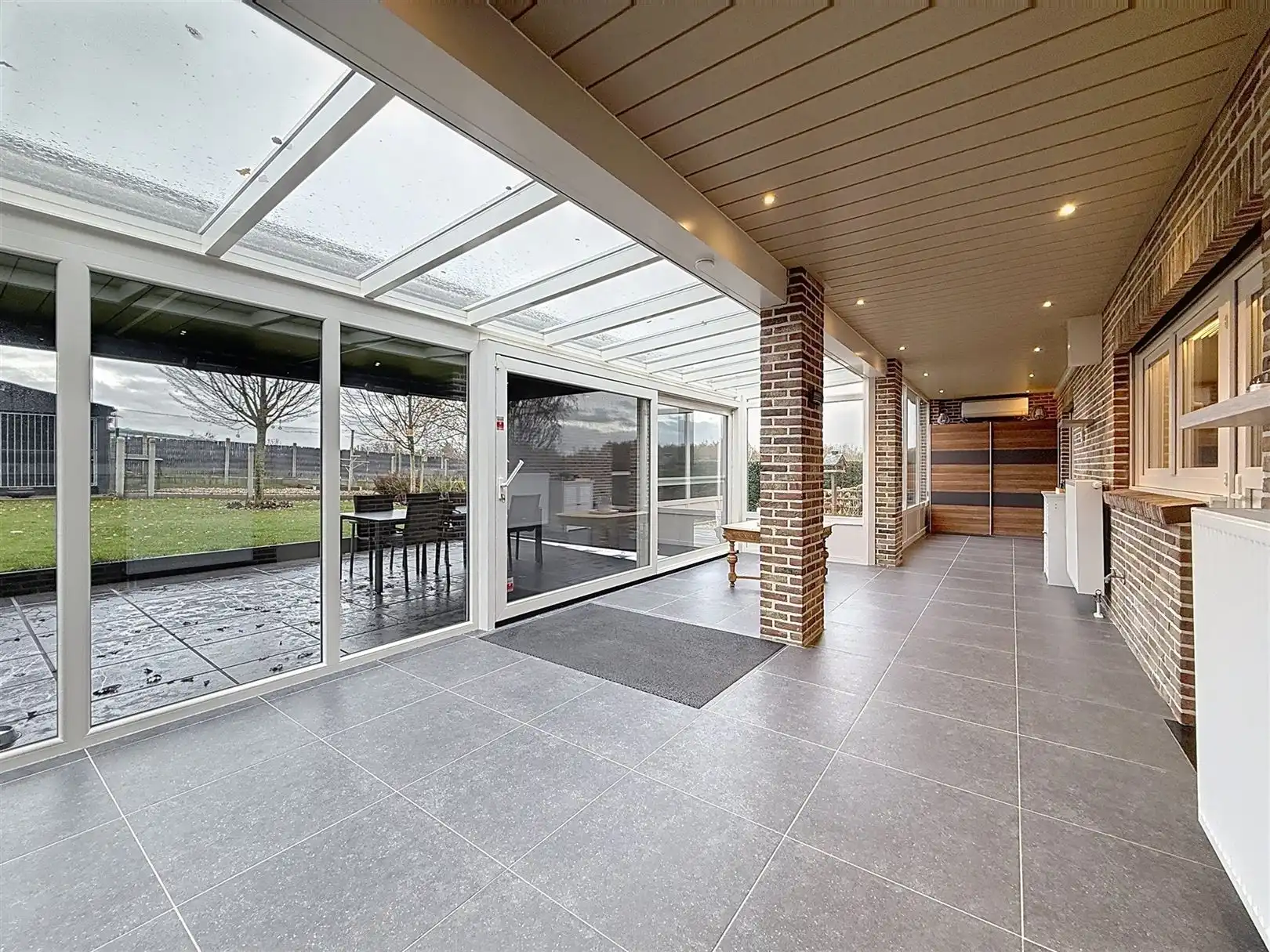 Ruime open bebouwing met 4 slpks, veranda, tuin, garage, 8a  foto 13