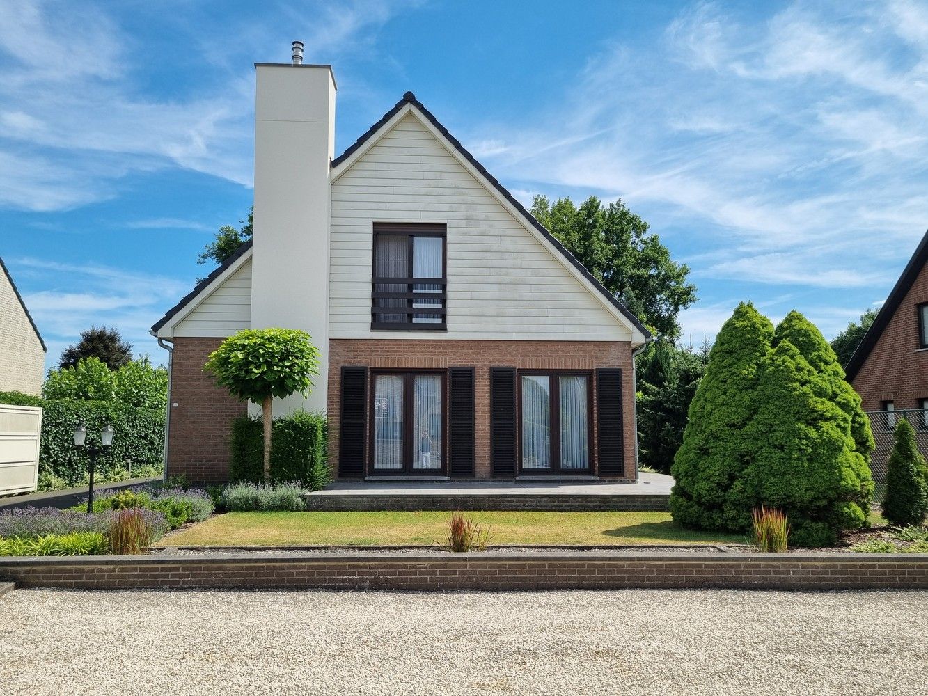 Hoofdfoto van de publicatie: Ruime, instapklare woning met 4 slpks op 6a71ca