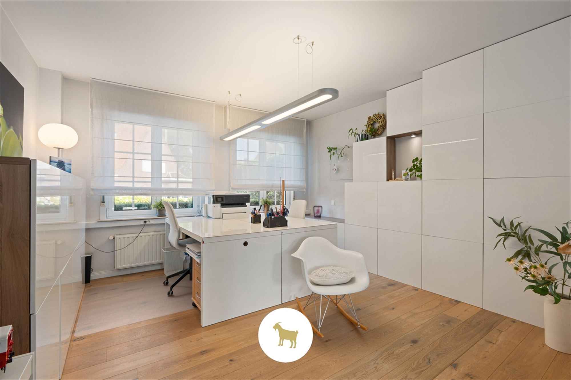 Ruime, INSTAPKLARE OPEN BEBOUWING met 3 SLAAPKAMERS, BUREAU en losstaande GARAGE op een PERCEEL van 1.180m² foto 13