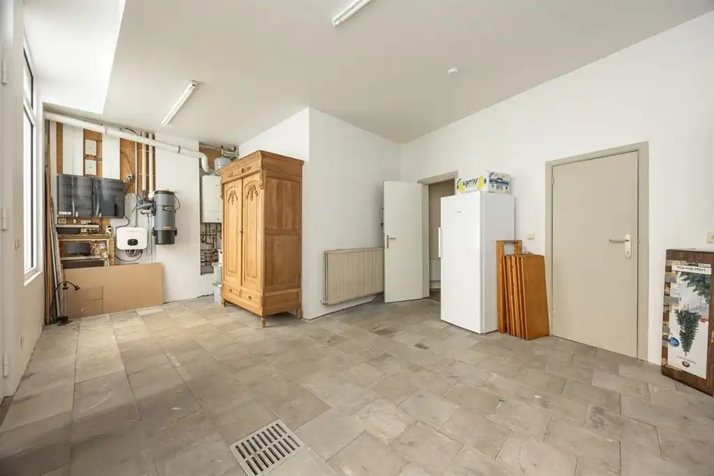 Unieke woning met eclectische gevels en dakterras foto 27