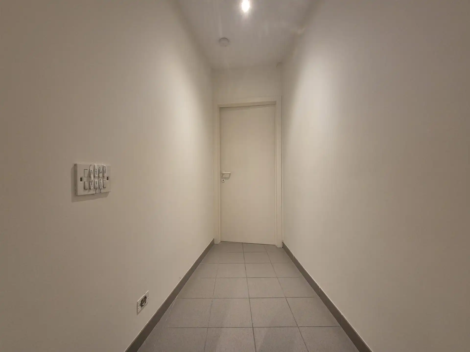 Handelspand te huur op topligging in Wetteren. foto 14