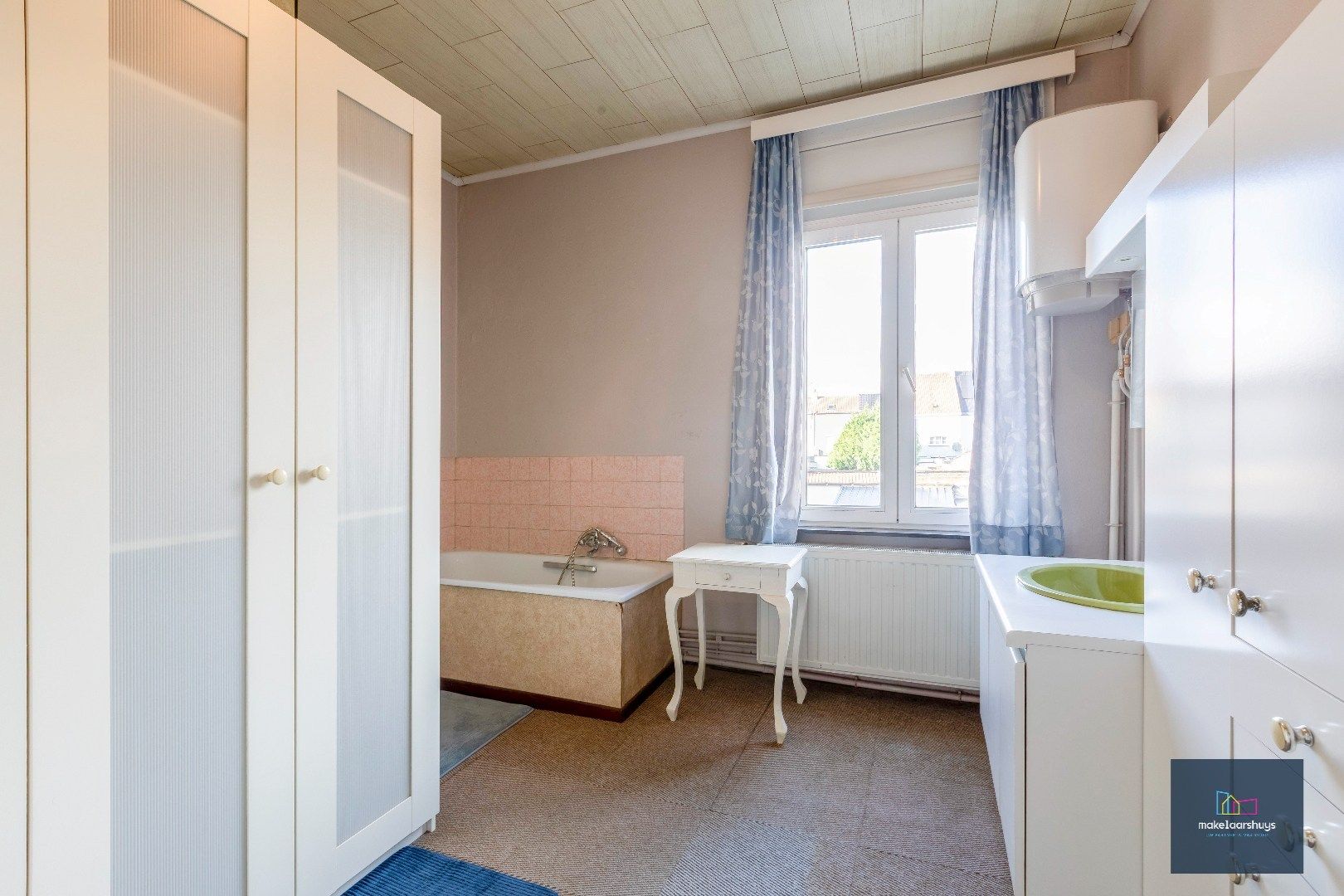 Charmante op te frissen rijwoning met ruime stadstuin  foto 12