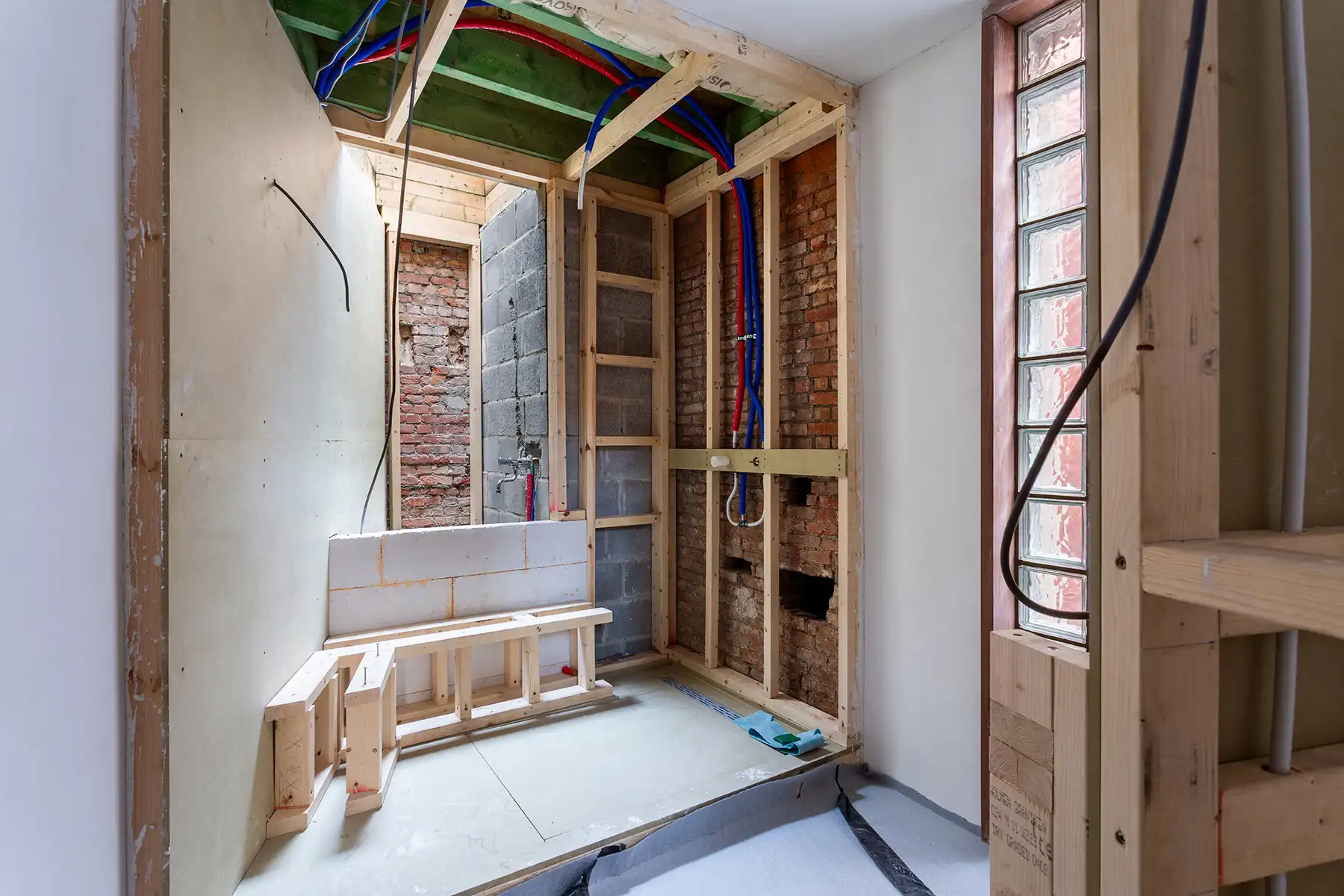 Karaktervol renovatieproject op toplocatie in Borgerhout! foto 15