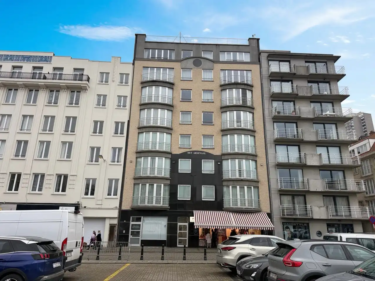 Ruim appartement - centrum Oostende foto {{pictureIndex}}