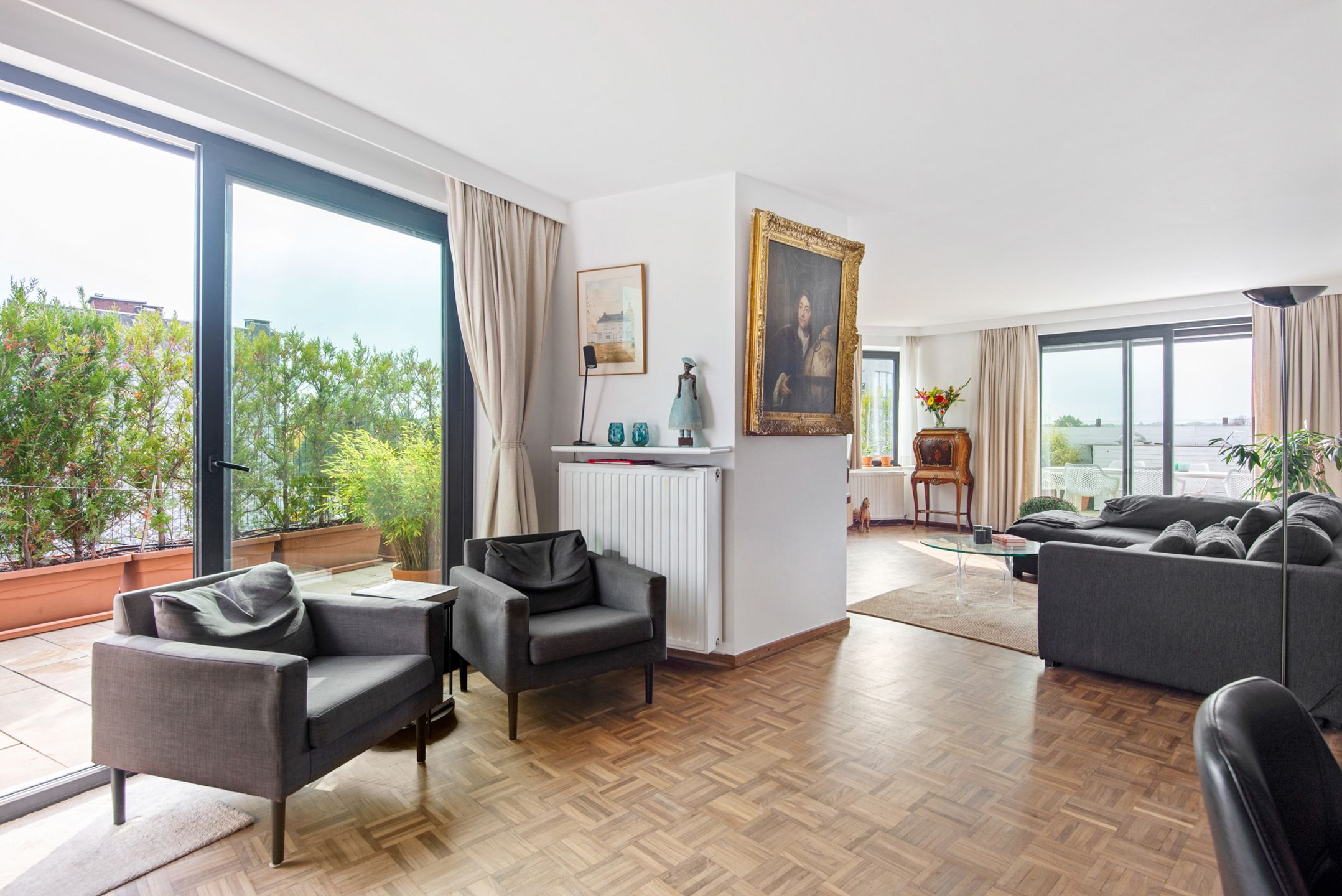 Uitzonderlijk ruim penthouse met zonnig zuid-terras foto 6