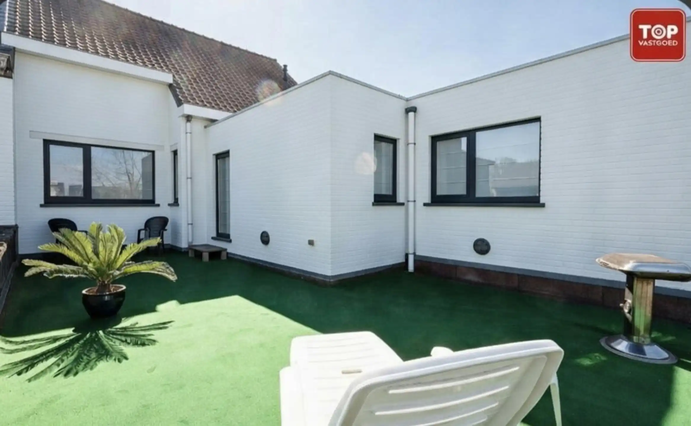 Zeer groot duplex appartement met garage. foto 19