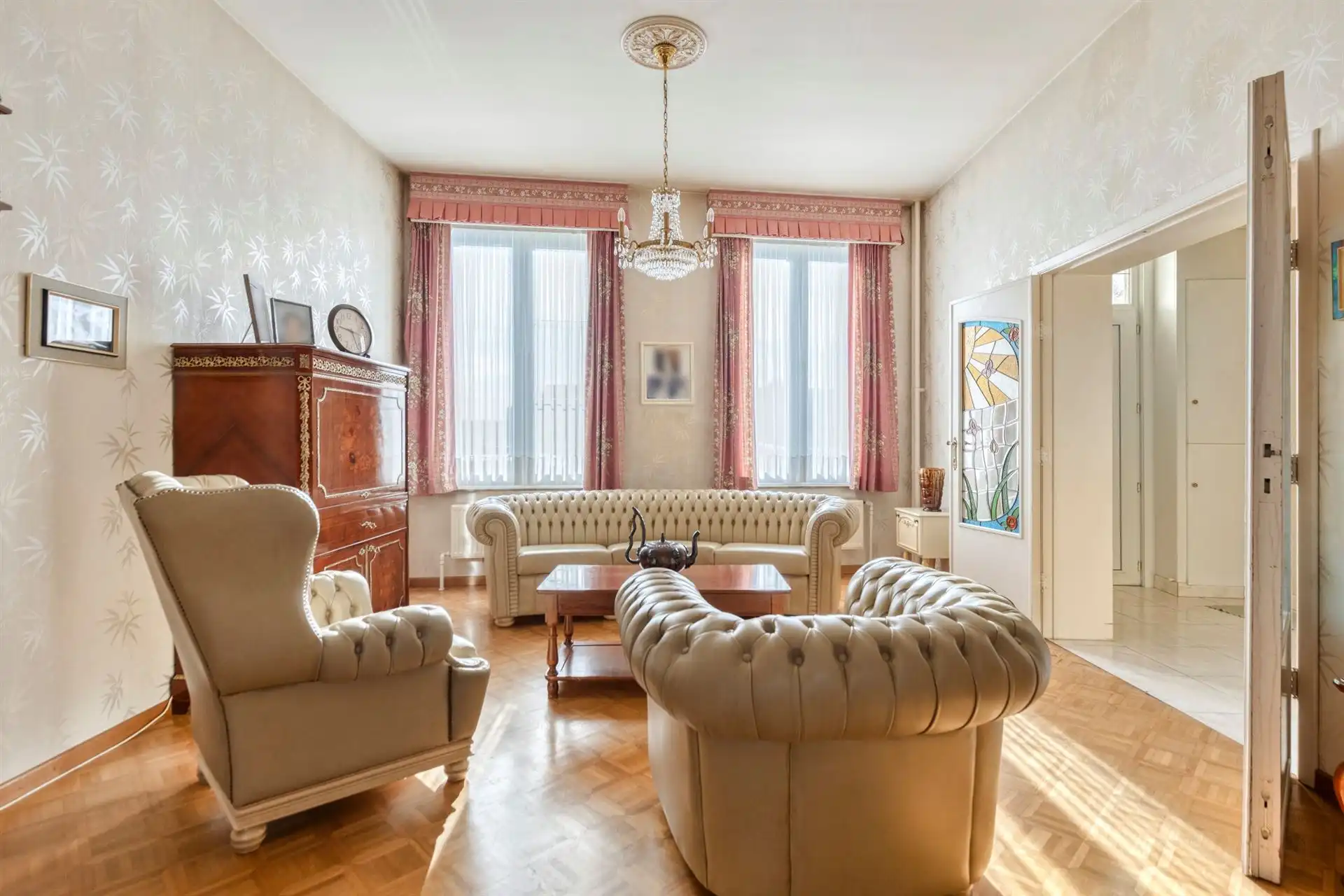 Karaktervolle woning met 3 (mogelijk 4) slaapkamers.  foto 3