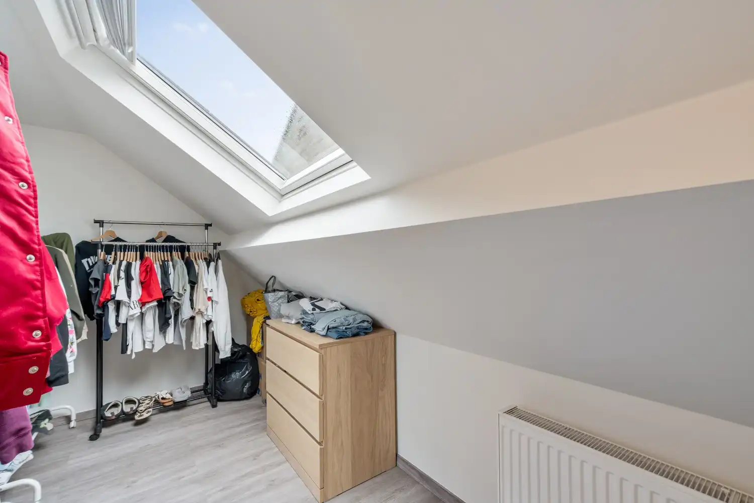 Gerenoveerd handelspand met appartement op gunstige locatie! foto 15