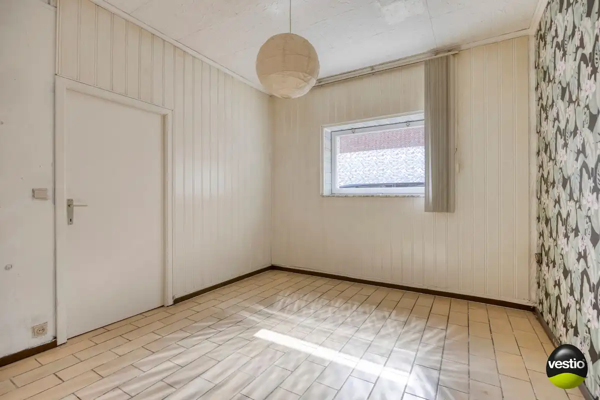 OP TE FRISSEN WONING MET 2 SLK OP 4A95CA IN DORPSKERN TE ZICHEN-ZUSSEN-BOLDER. foto 13