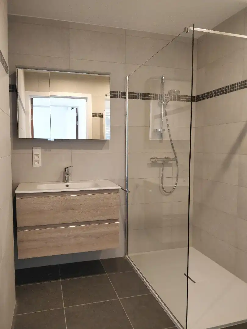 Appartement met twee slaapkamers en groot terras foto 6