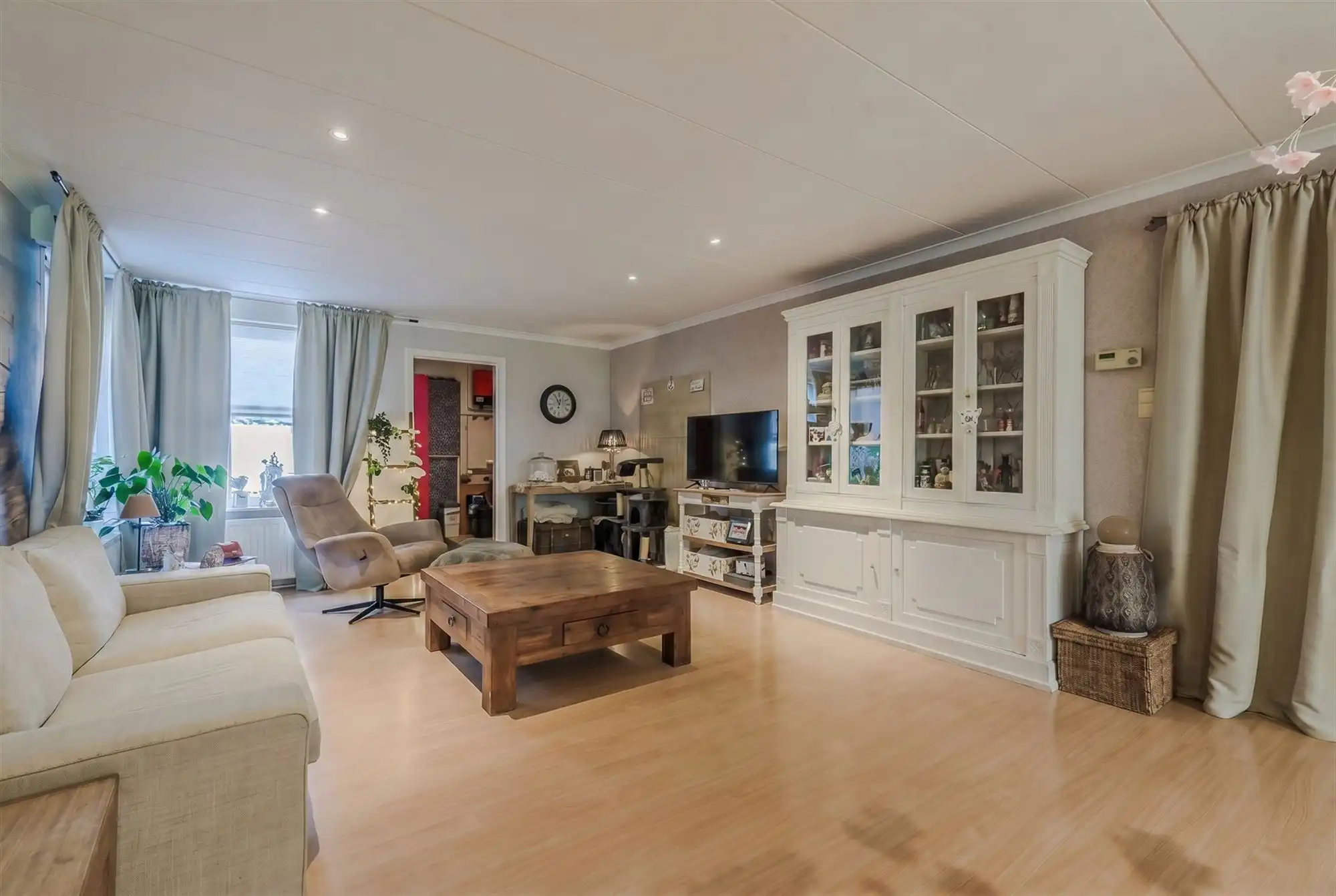 Vrijstaande woning op 763 m² met veranda en zonnige tuin  foto 10