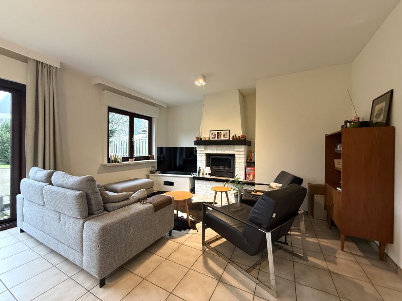 Instapklare halfopen woning met tuin nabij Sint-Pietersstation foto 6