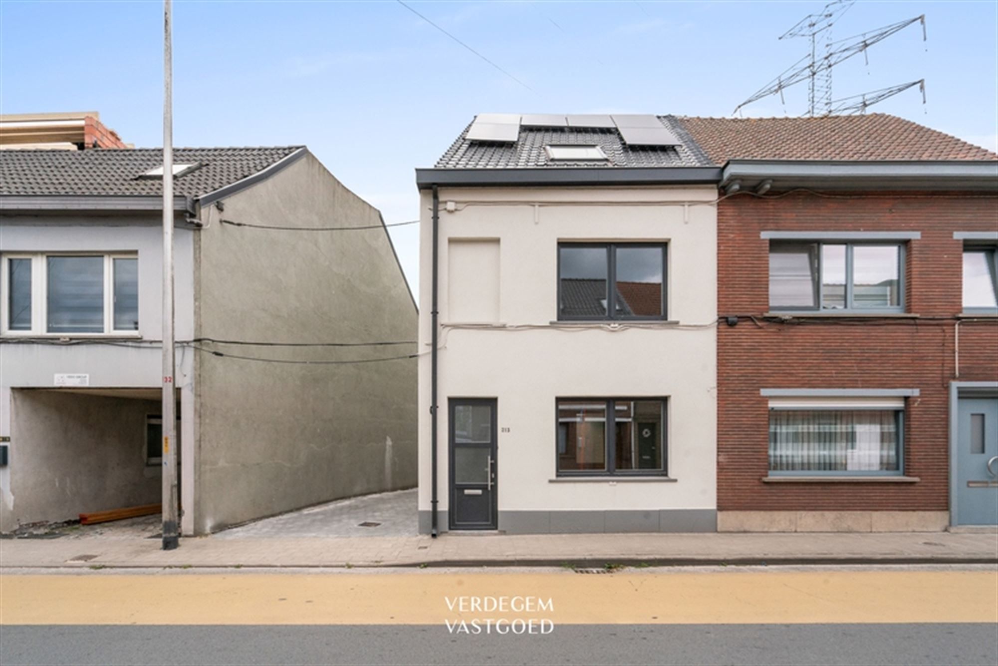 Volledig gerenoveerde woning met 3 slaapkamers, EPC A en buitenplek foto 23
