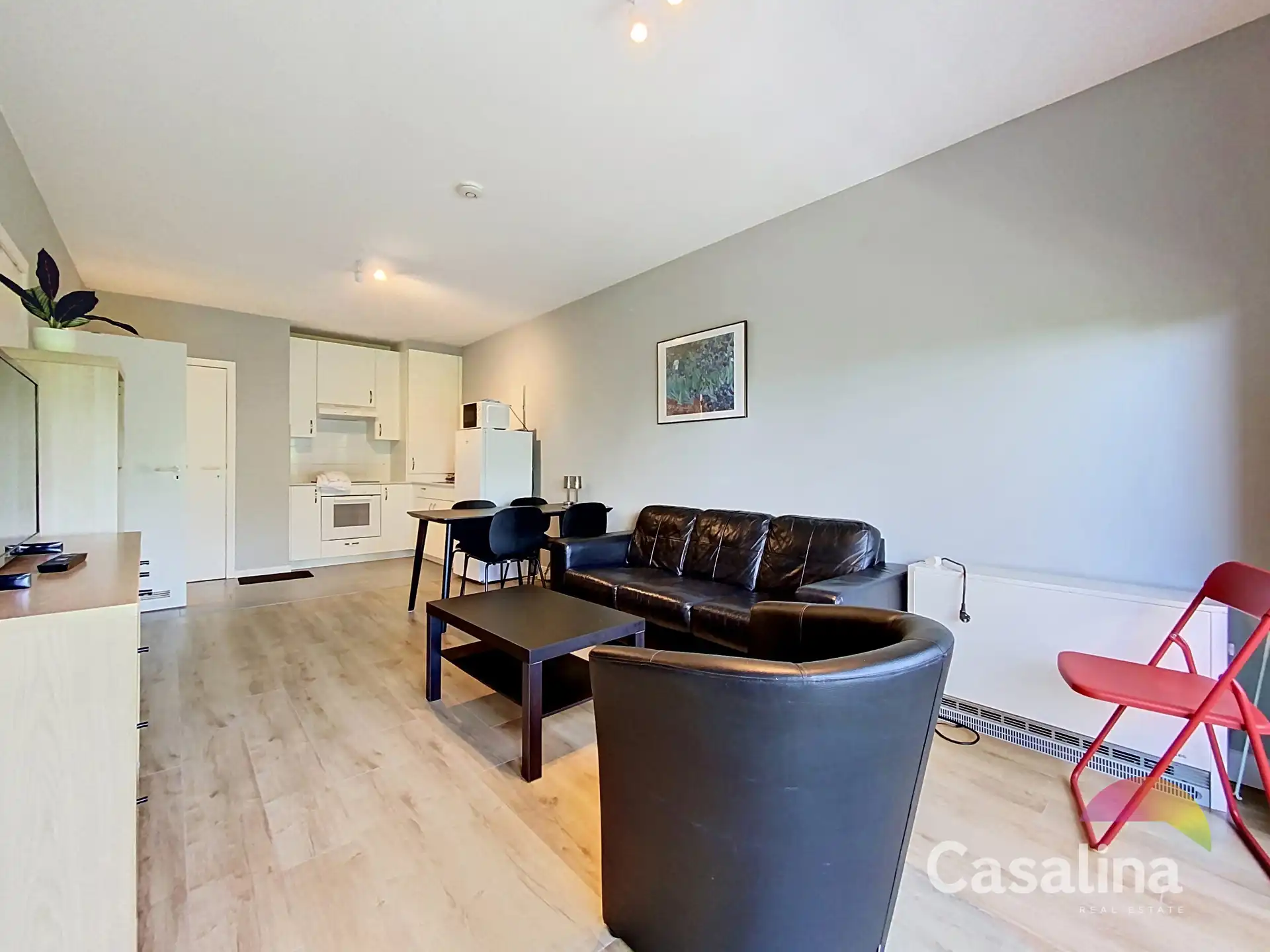 Gemeubileerd appartement, 1 slaapkamer + bureel en terras foto 3
