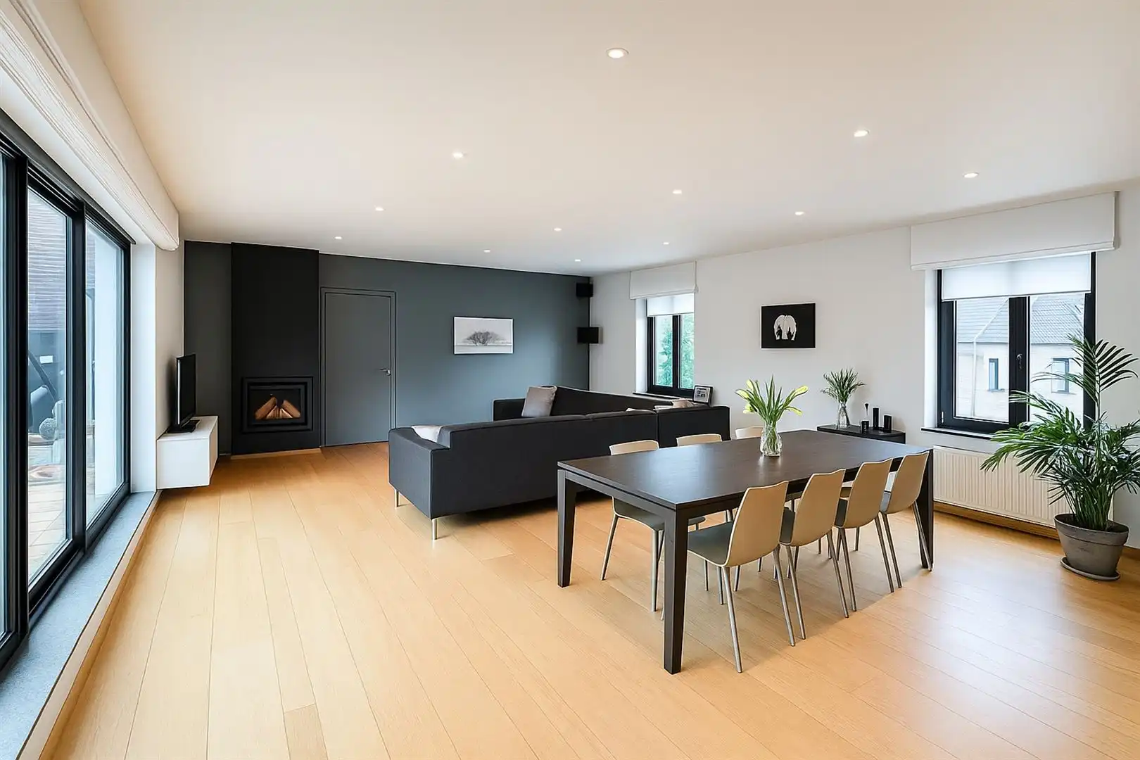 Uniek kantoorgebouw met duplex appartement te koop foto 17