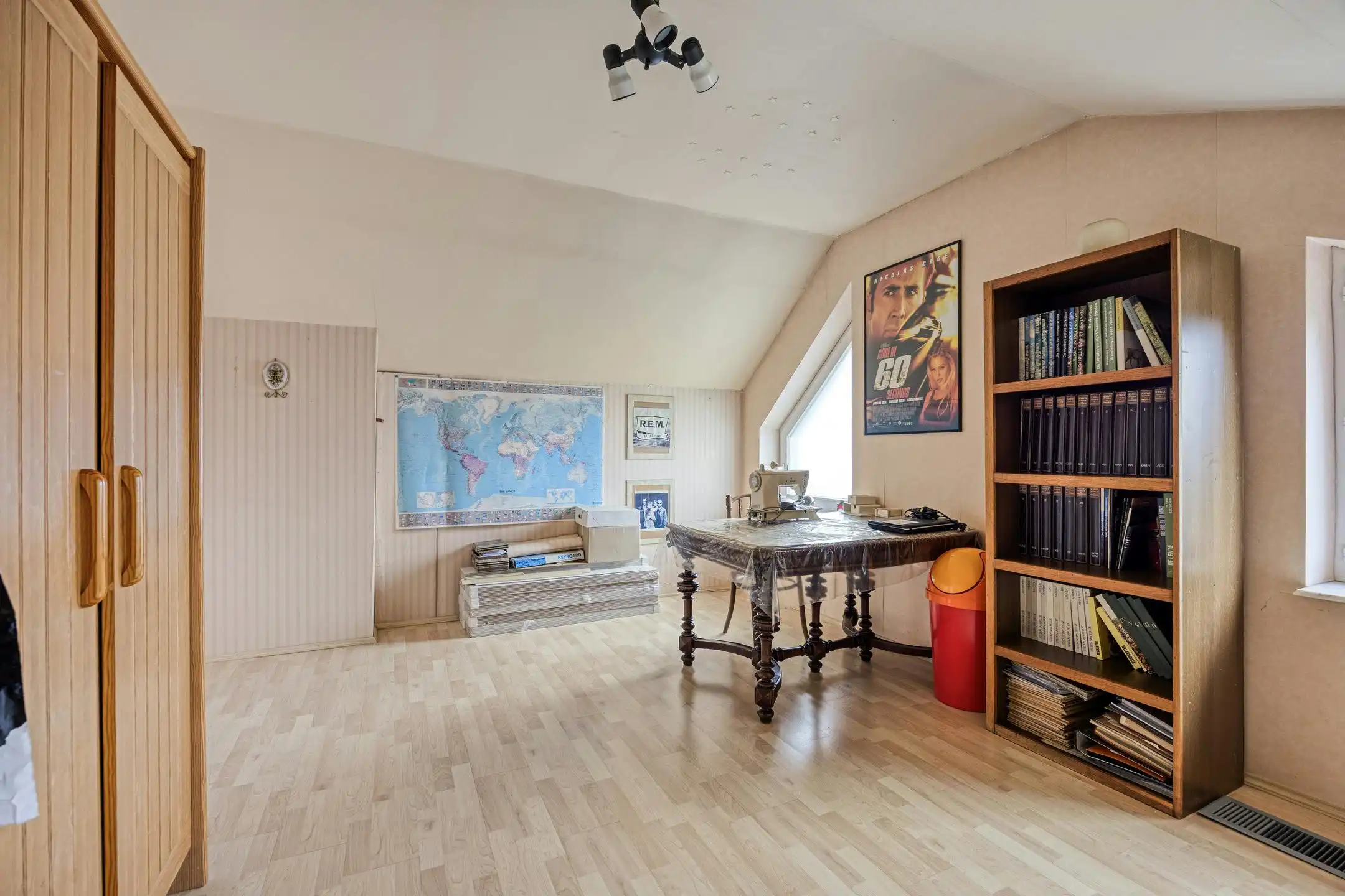 Ruime woning met tuin en handelsruimte of kantoor op glvl foto 19