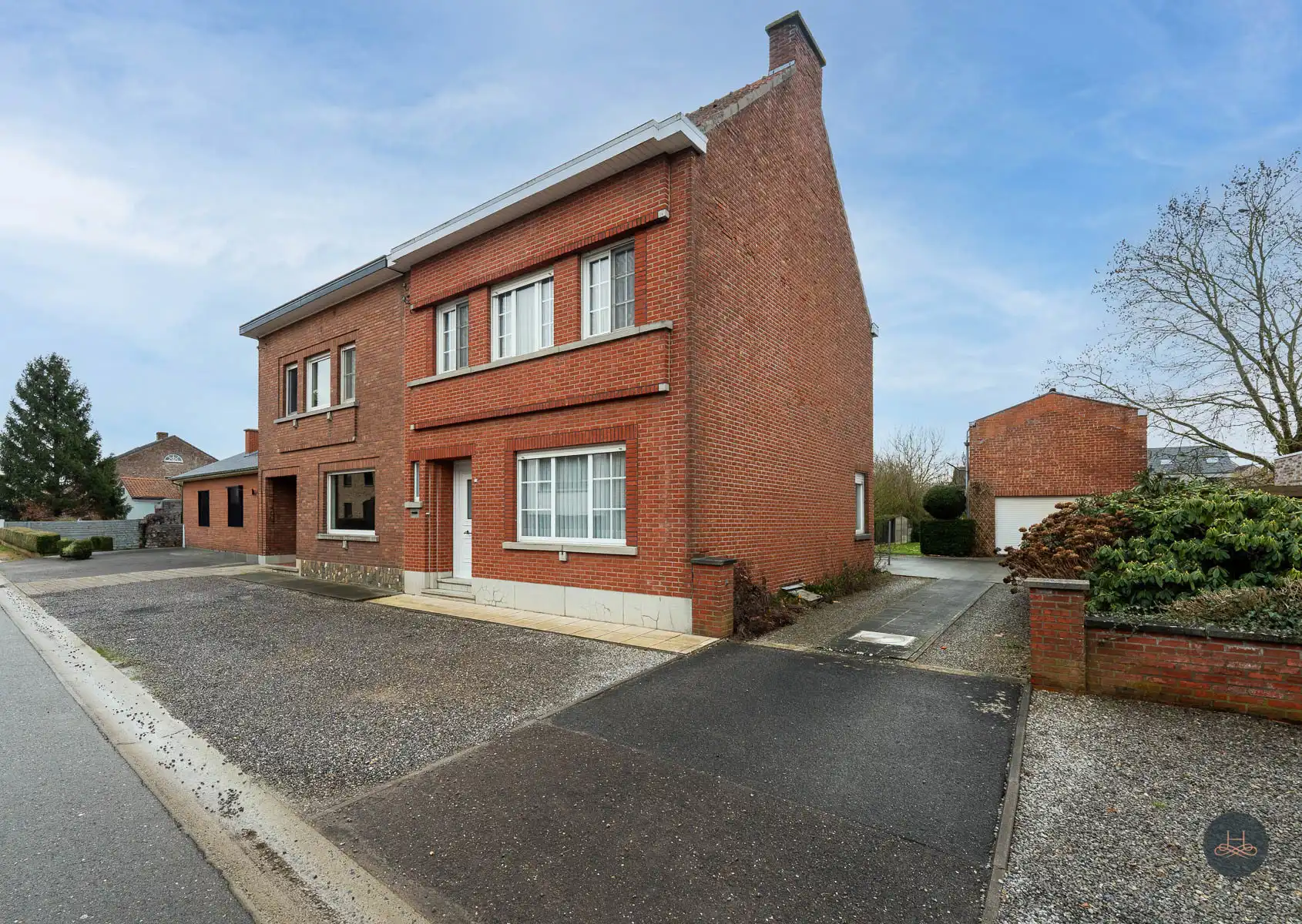 Hoofdfoto van de publicatie: Charmante halfopen woning op 6 are in doodlopende wijk 