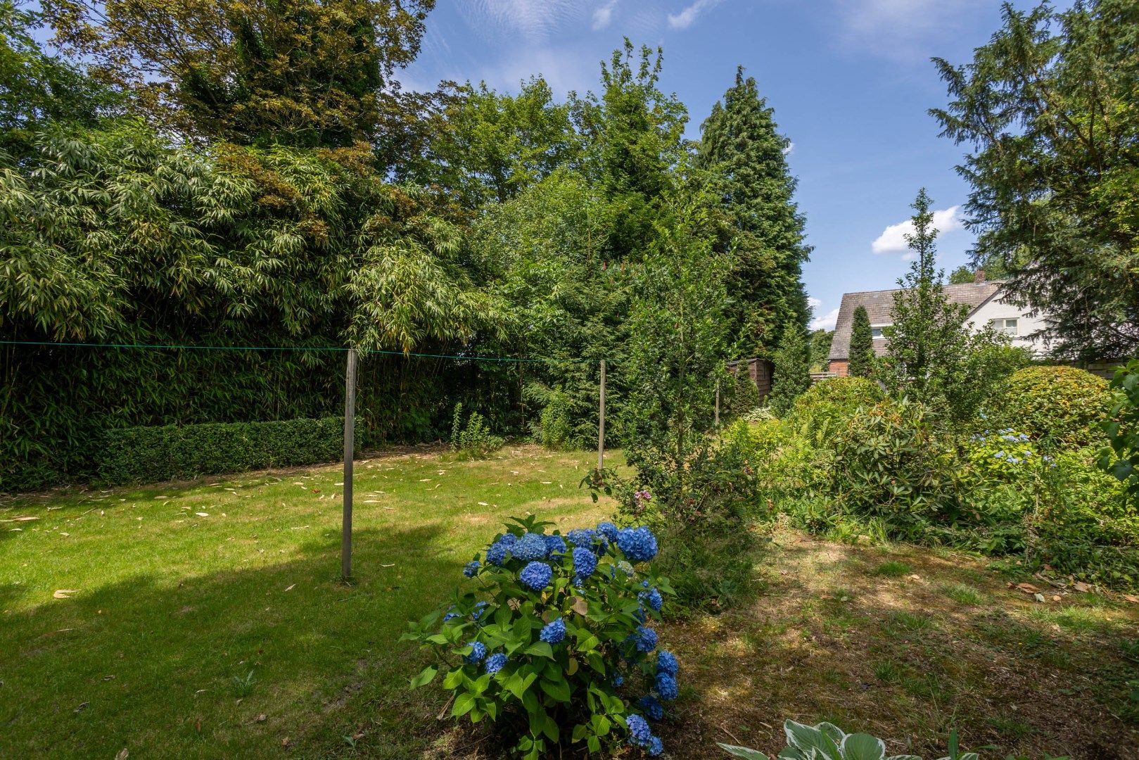 Halfopen woning op een perceel van 12a58ca te koop! foto 24