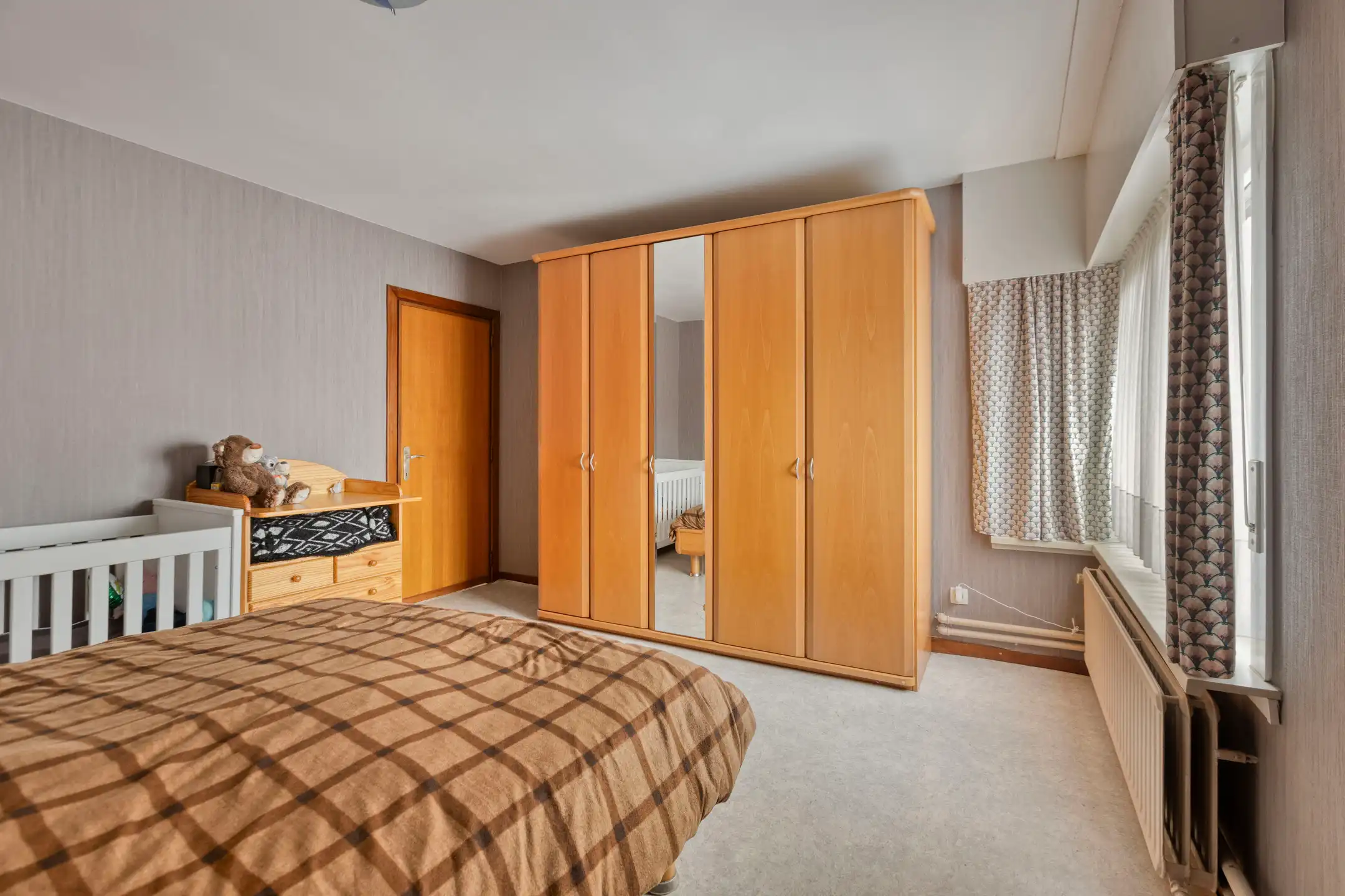 Instapklare woning met 3 slaapkamers op perceel van 15a foto 11