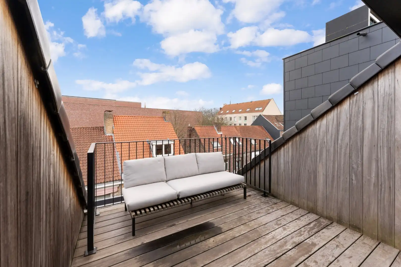 Luxueus afgewerkte penthouse te huur in het hart van Brugge! foto 10