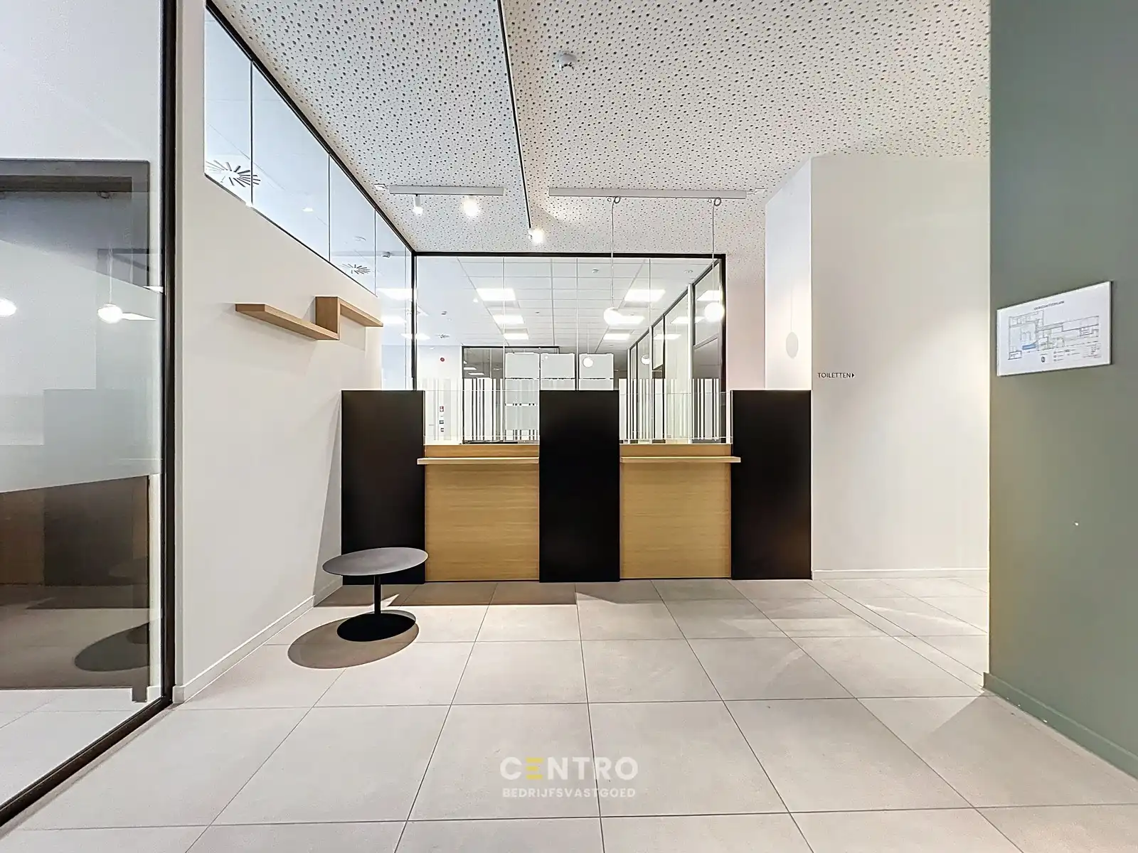 Modern kantoor op een rustige, vlot bereikbare locatie te Roeselare, ideaal voor vrije beroepen en zelfstandigen. foto 3