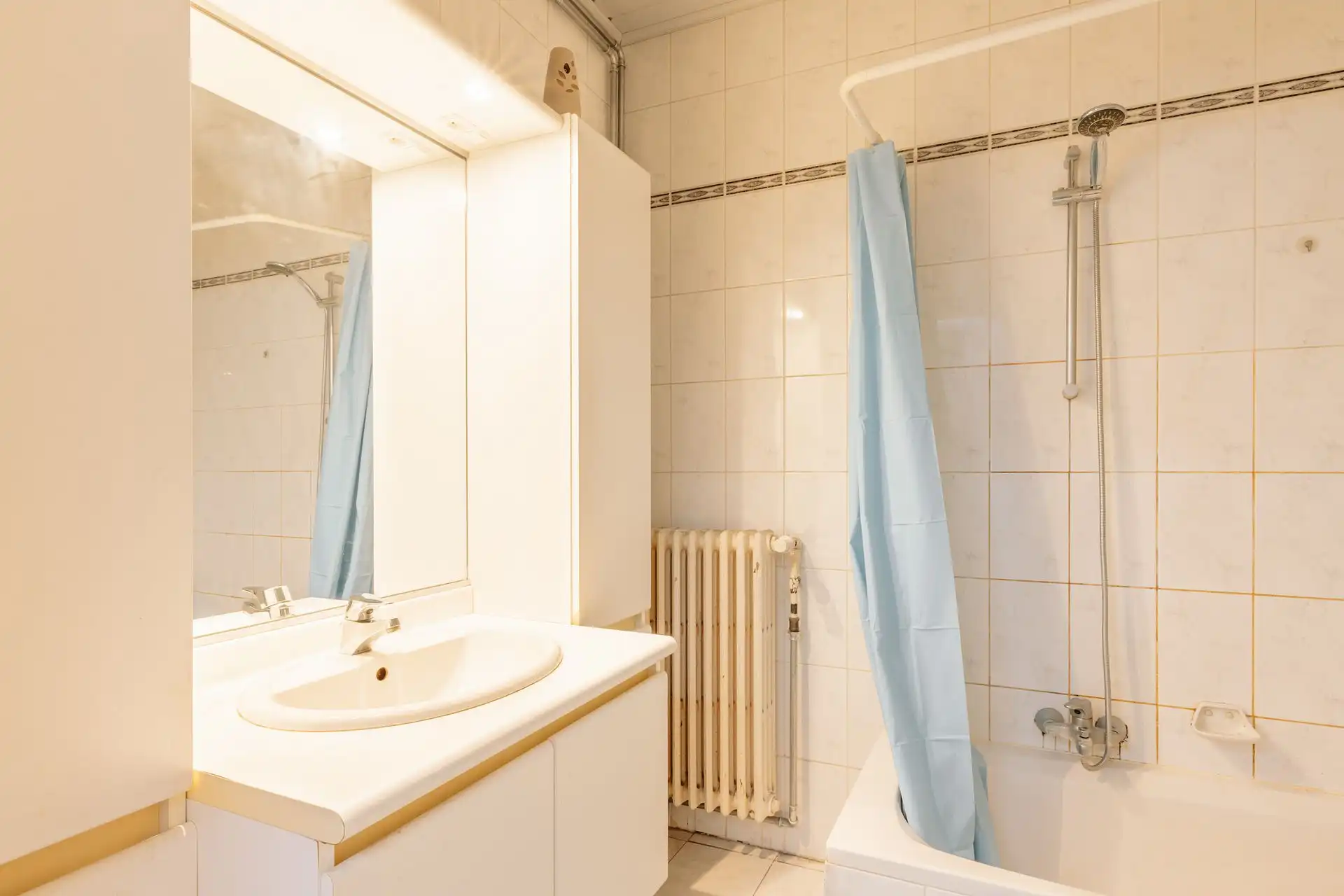 Ruim en lichtrijk appartement nabij De Bist! foto 8