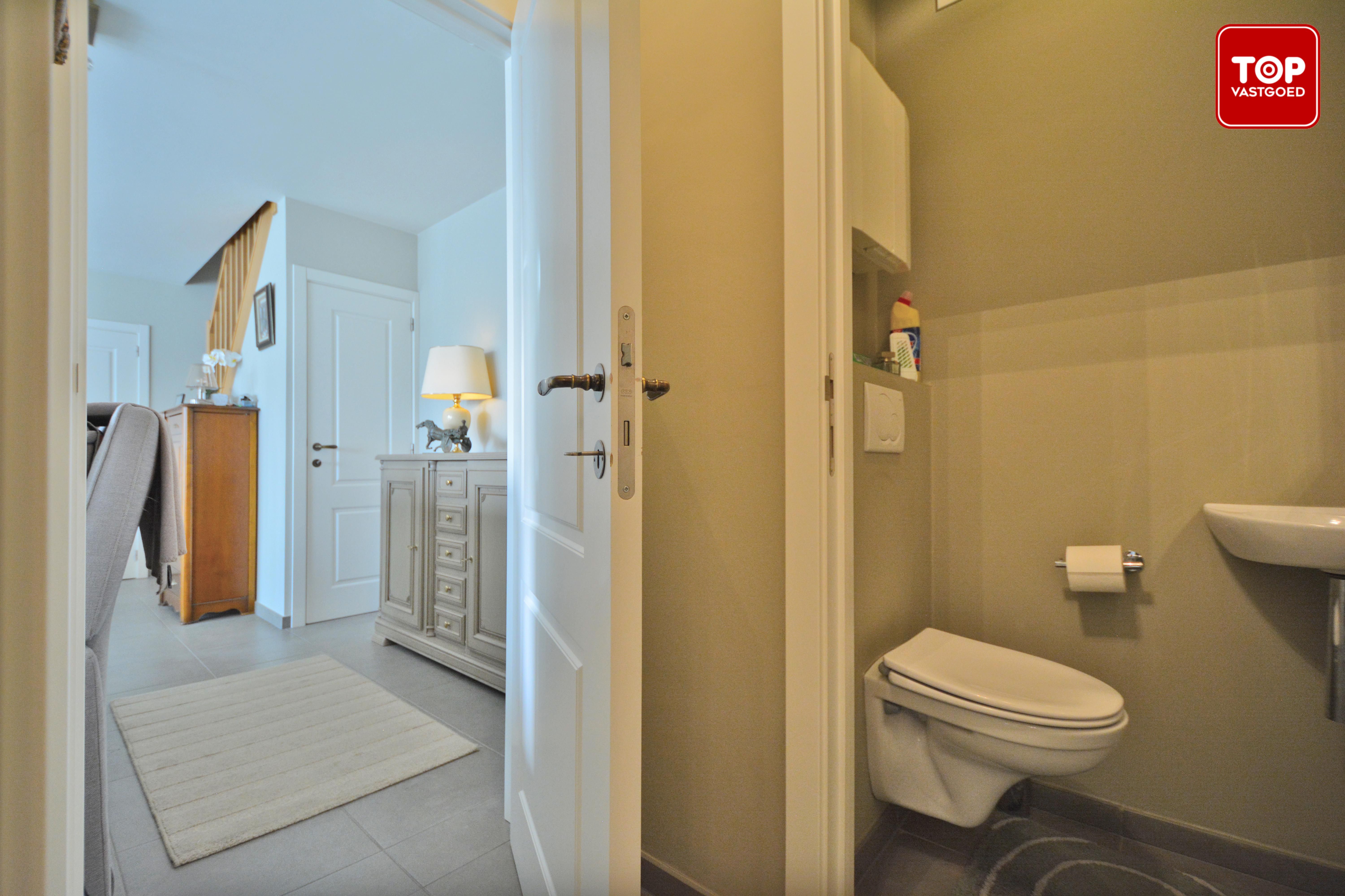 Instapklaar duplex appartement met  2 terrassen.  foto 6